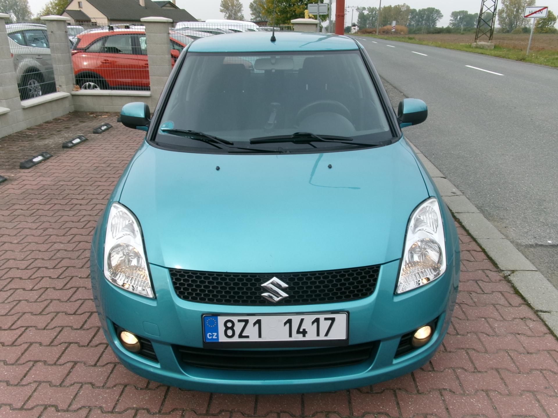 Suzuki Swift, 1,3i KLIMA ALU STK - fotka 5