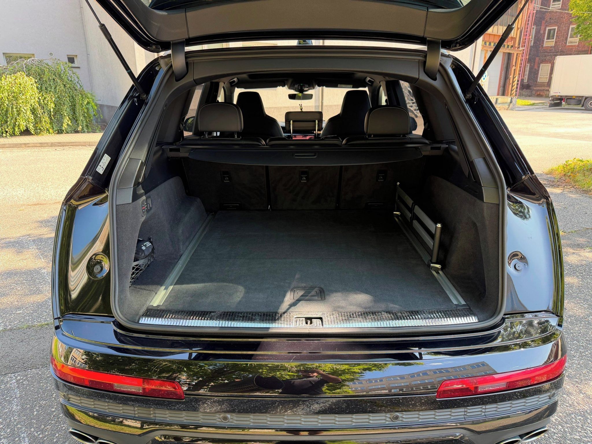 Audi SQ7, Audi SQ7 4.0 TDI V8 quattro - fotka 5