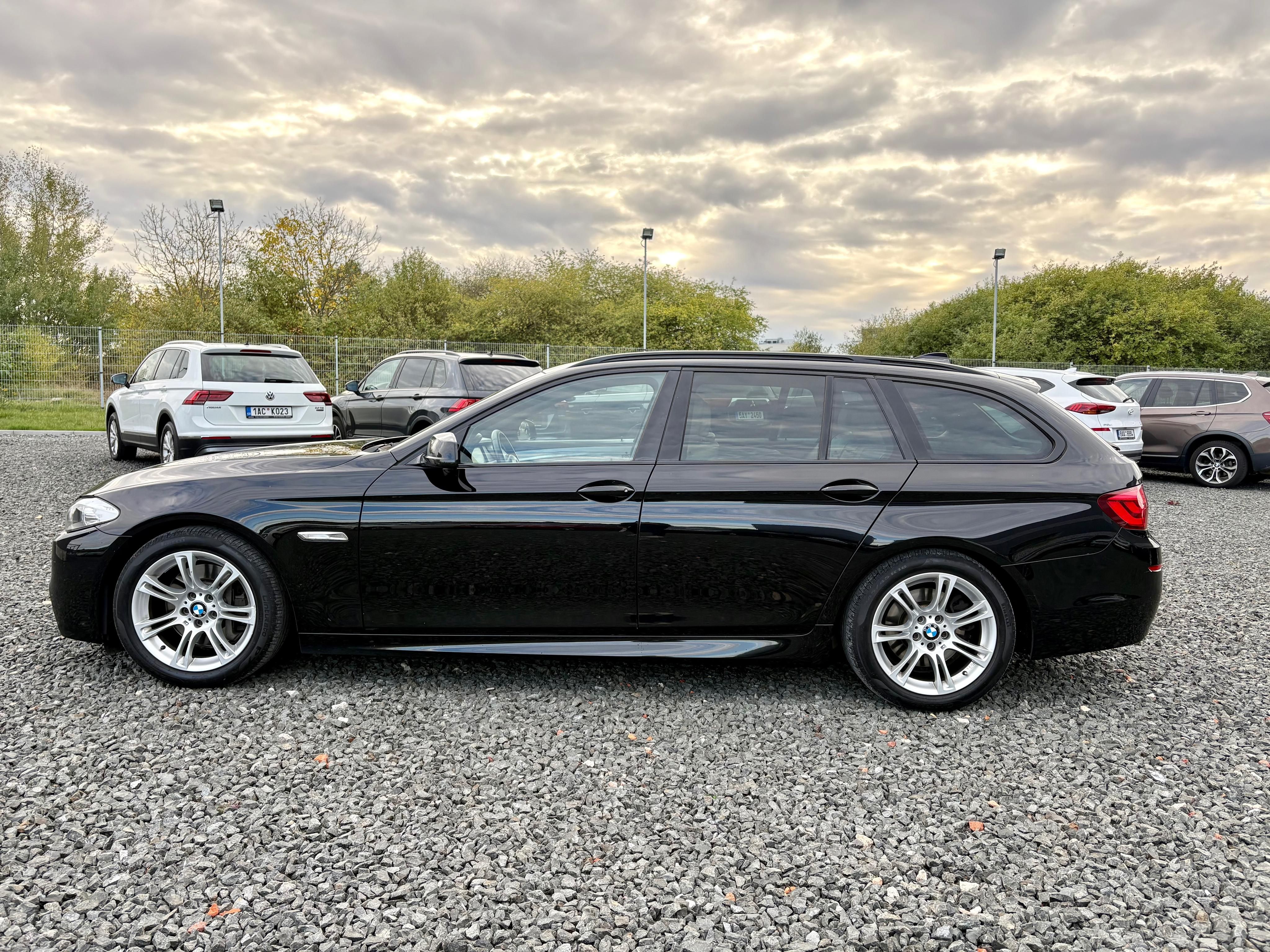 BMW Řada 5, 525D 160kw M-packet Manuál - fotka 5