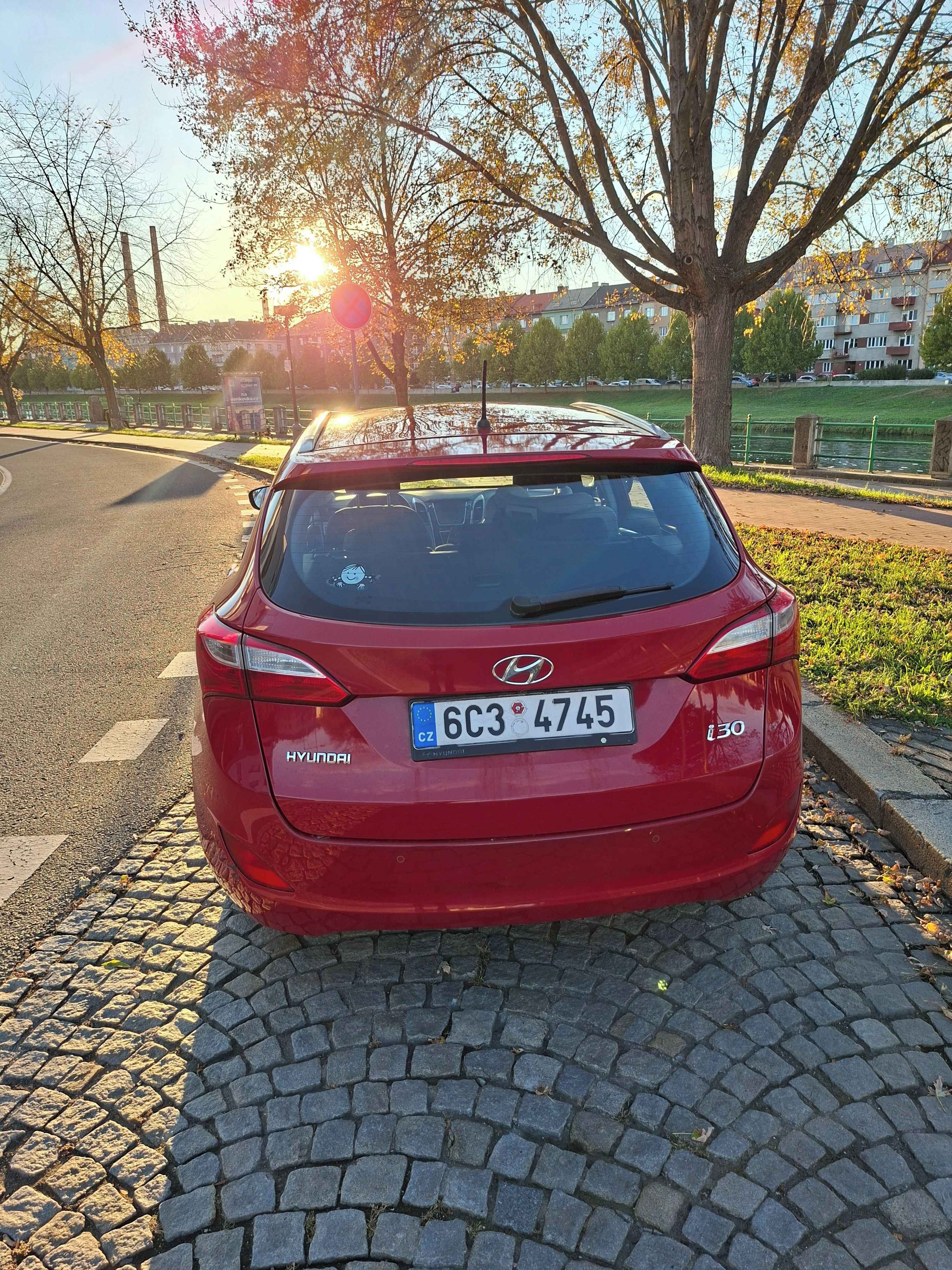 Hyundai i30, Hyundai i30, 2013 - fotka 5