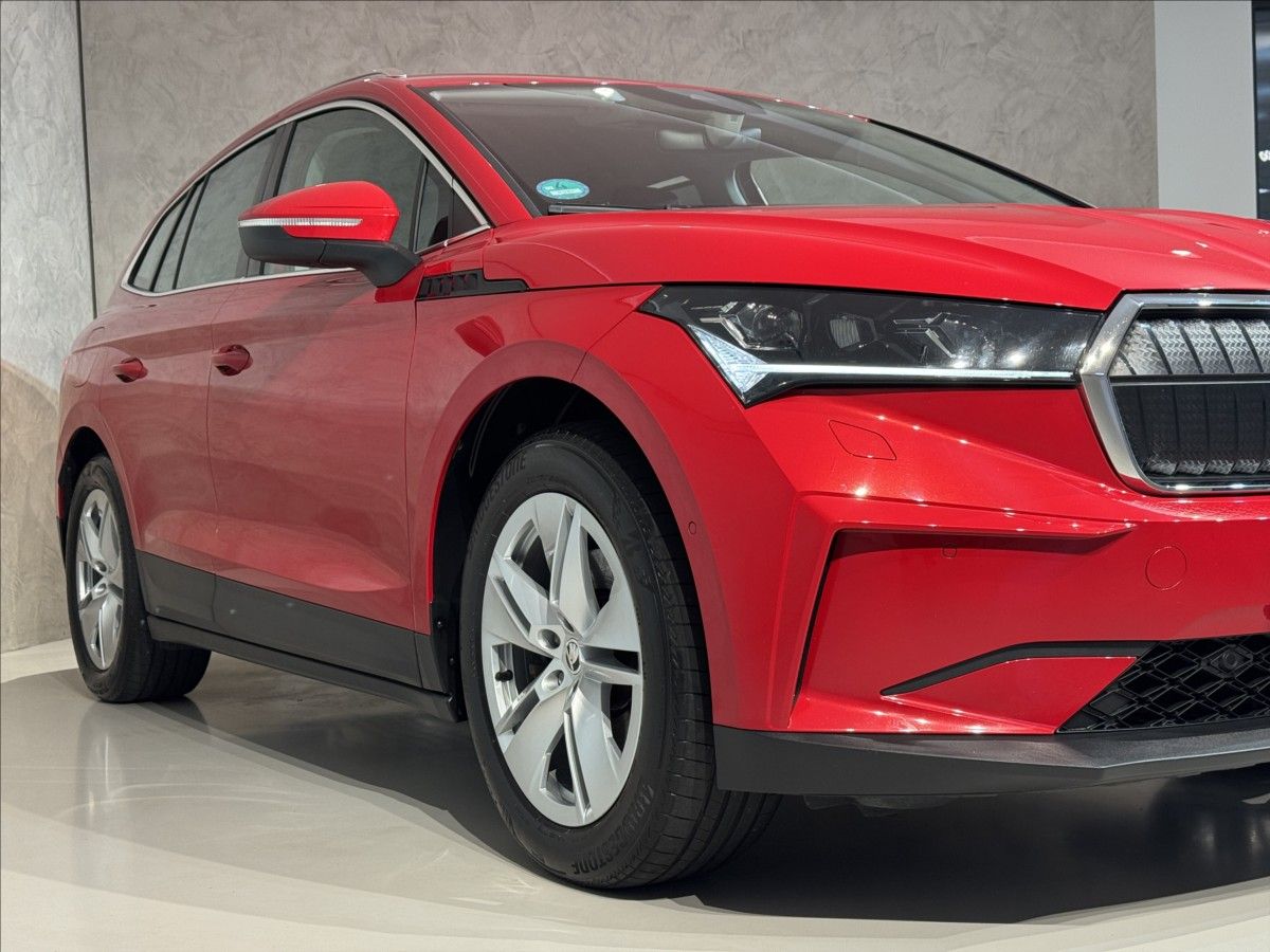 Škoda Enyaq, 80 LED Matrix Assist Kamera - fotka 6
