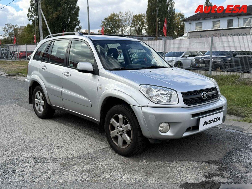 Toyota Rav4, 2.0 VVT-i 4WD,ČR,4x4,TZ