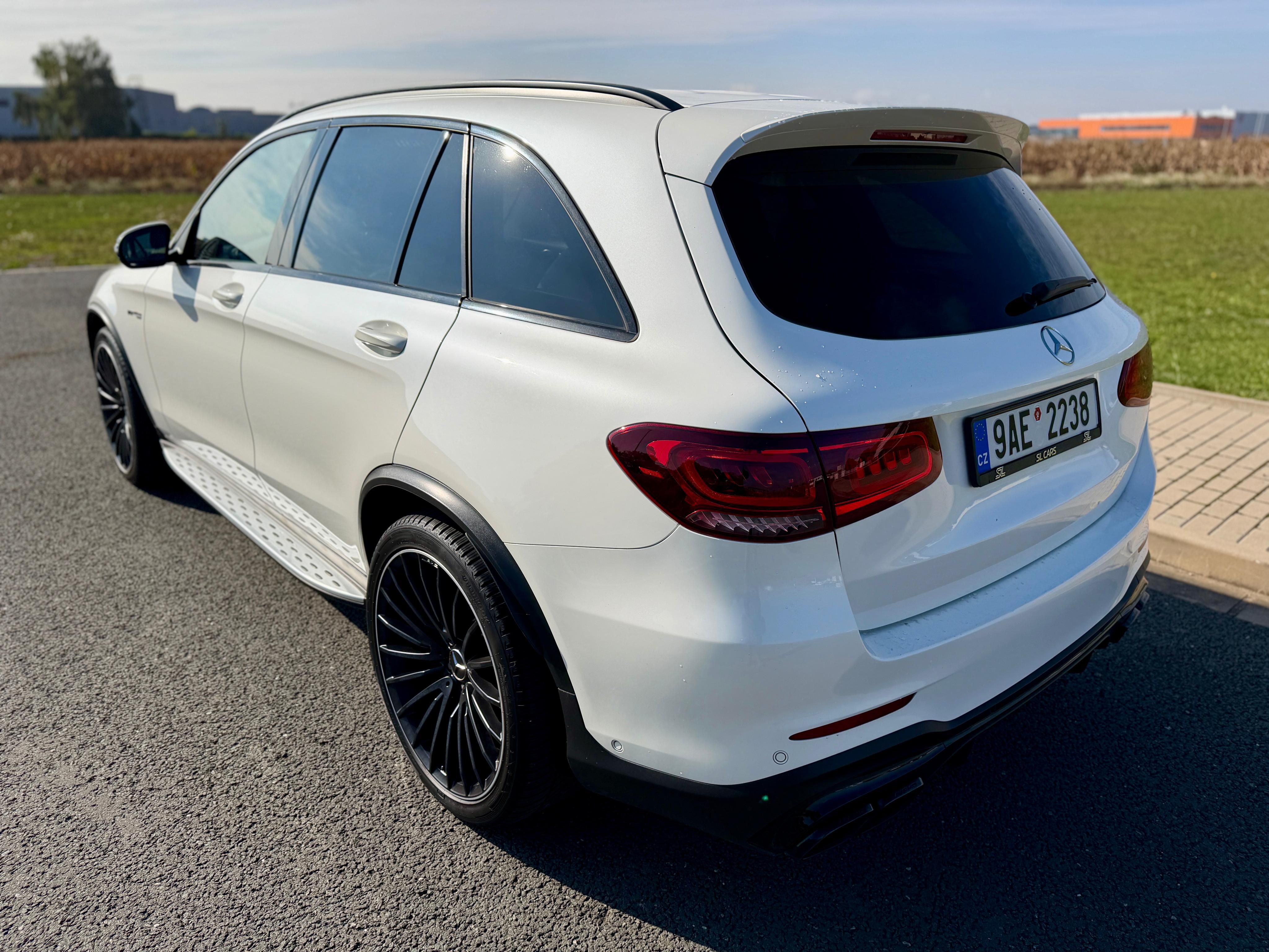 Mercedes-Benz GLC, 63 AMG 4MATIC+ PANORAMA NAVI - fotka 3