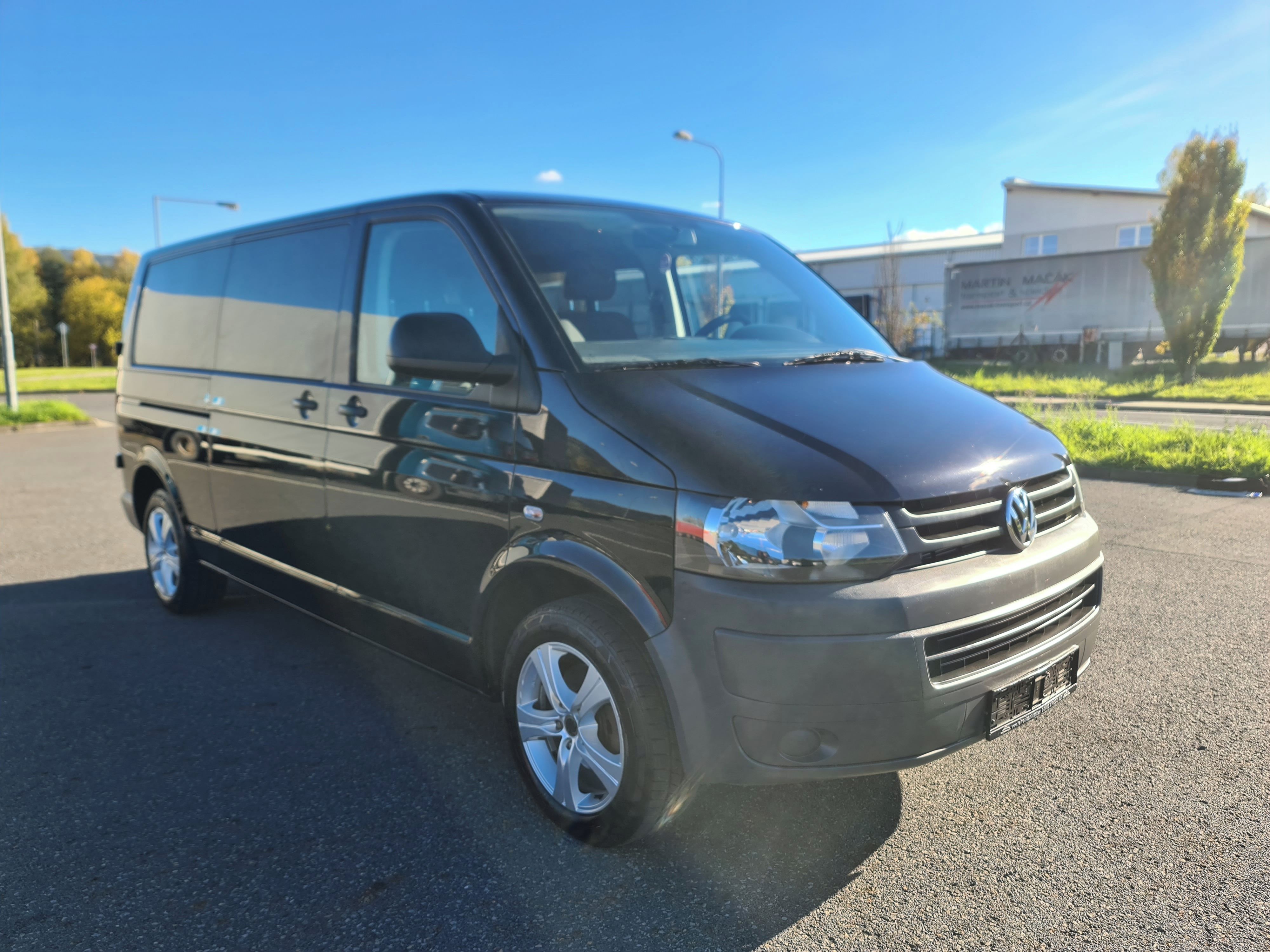 Volkswagen Transporter, T5 2.0 TDi LONG 103-KW KLIMA - fotka 5