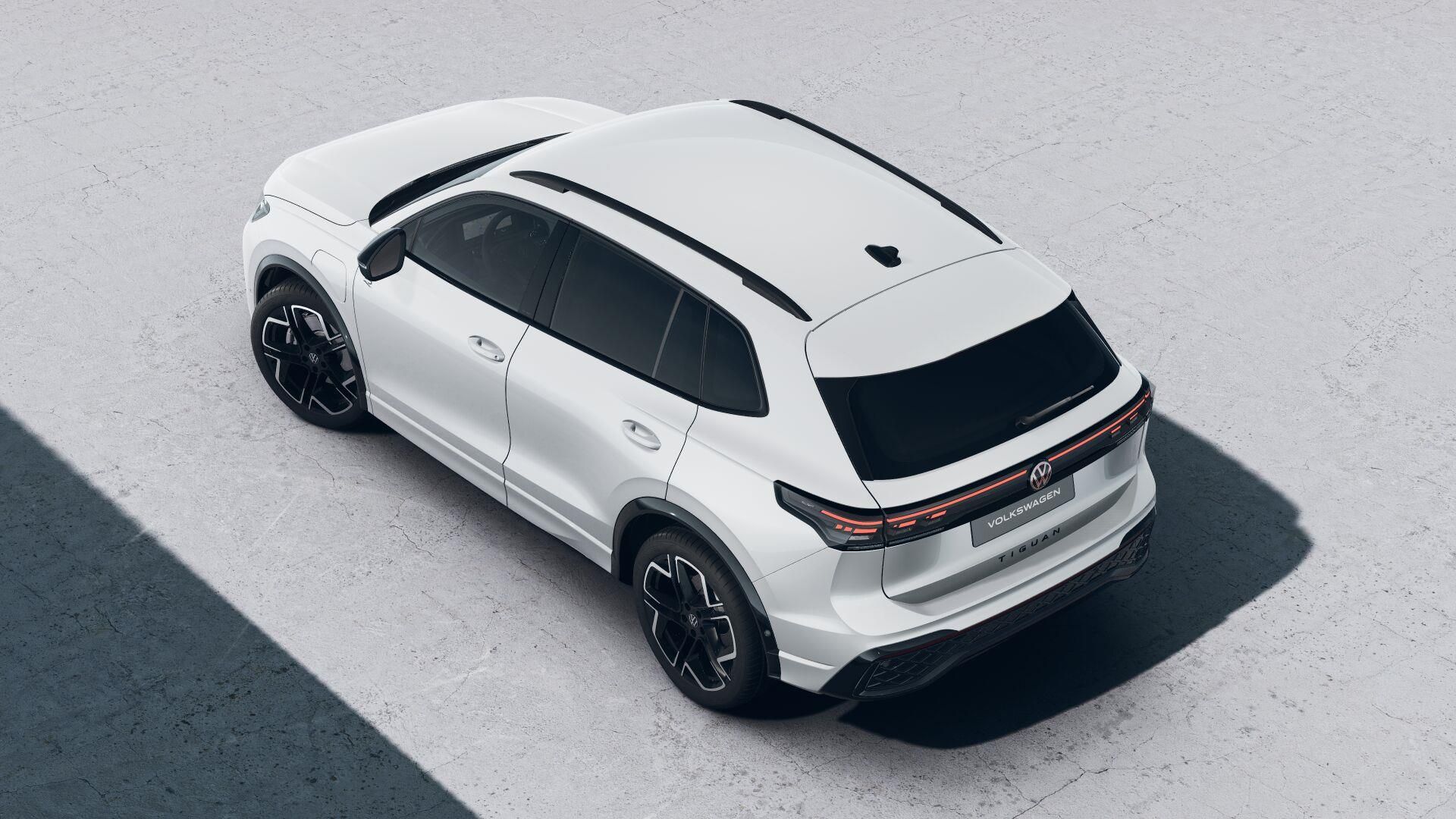 Volkswagen Tiguan, R-Line People 150 kW eHybrid - fotka 4