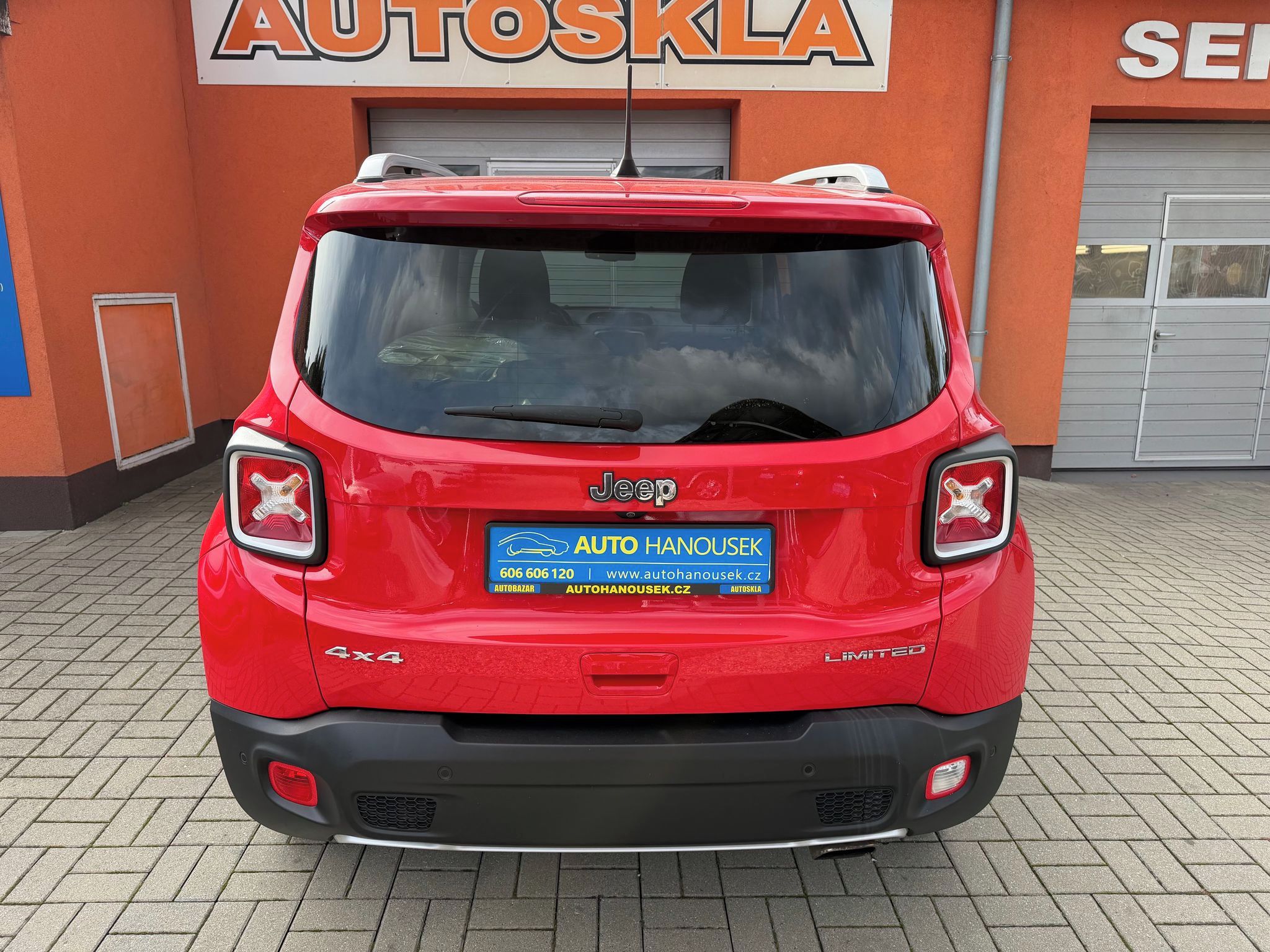 Jeep Renegade, 2.0 125KW M-JET 4x4 AUTOMAT - fotka 6