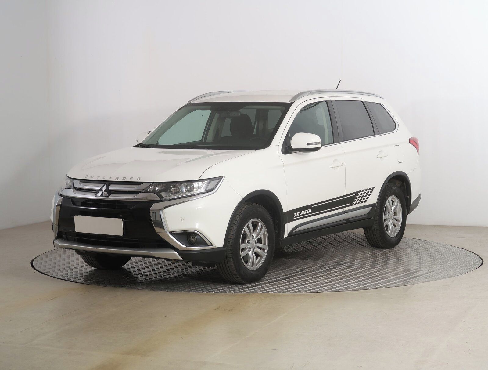 Mitsubishi Outlander, 2.0, Serv.kniha - fotka 2
