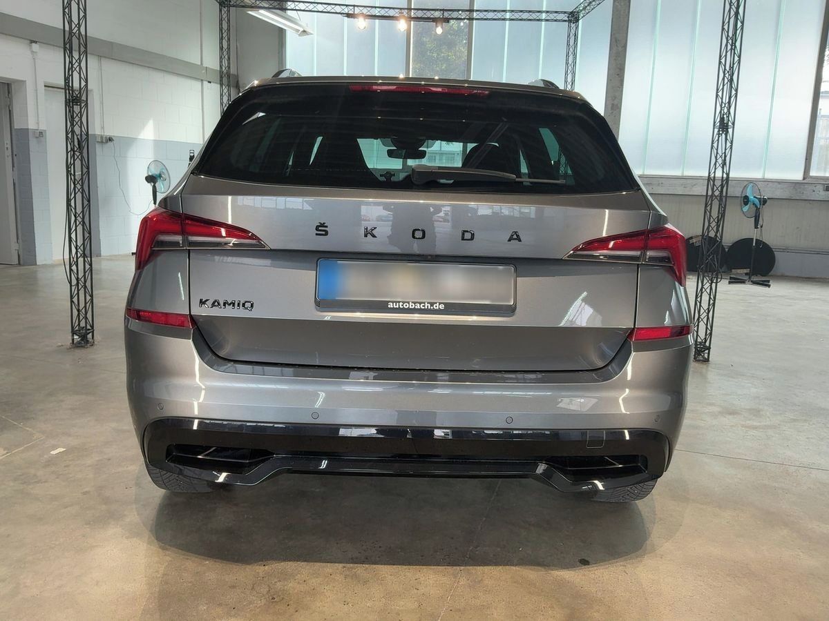 Škoda Kamiq, 2022 Skoda Kamiq 1.0 TSI Monte - fotka 2