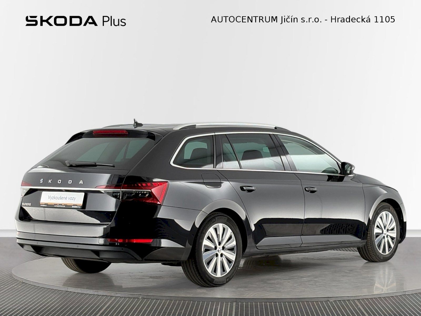 Škoda Superb, Combi 2.0TDI 110kW Style - fotka 2