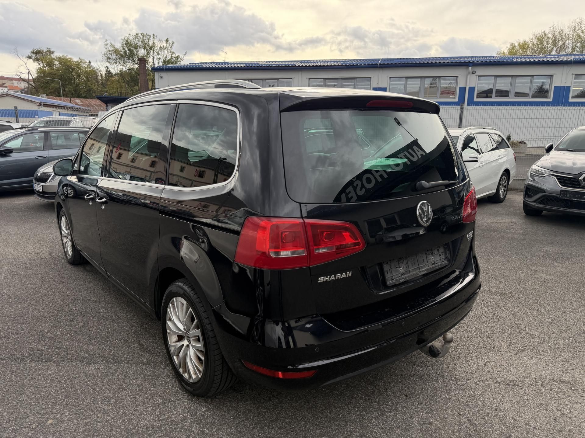Volkswagen Sharan, 2.0 TDi, 103kw, tažné - fotka 2
