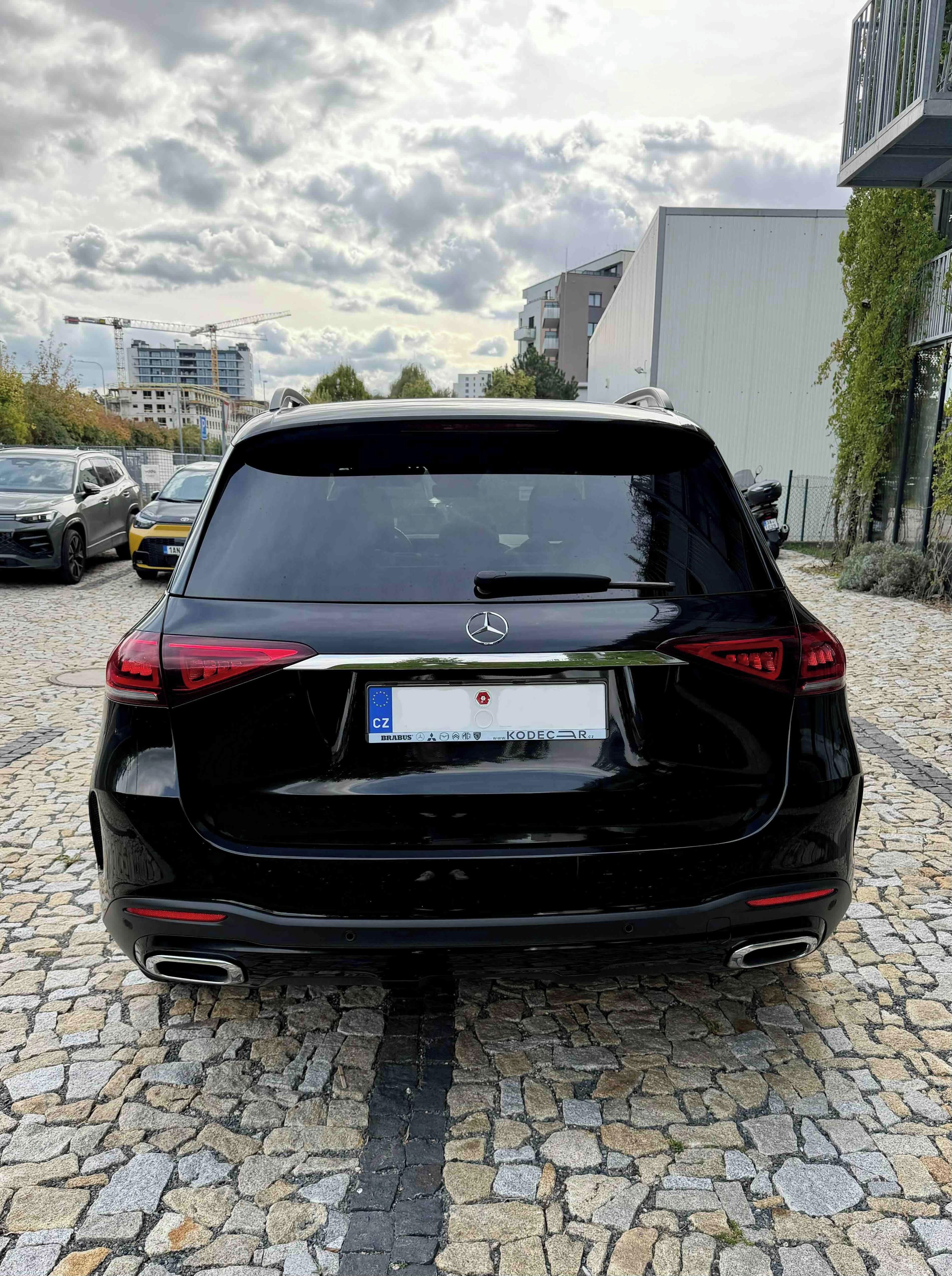 Mercedes-Benz GLE, Mercedes Benz GLE 350d AMG - fotka 5