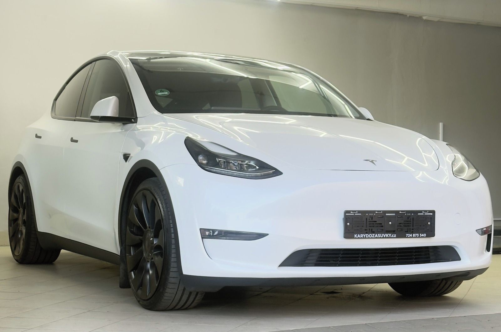 Tesla Model Y, Tesla model Y PERFORMANCE