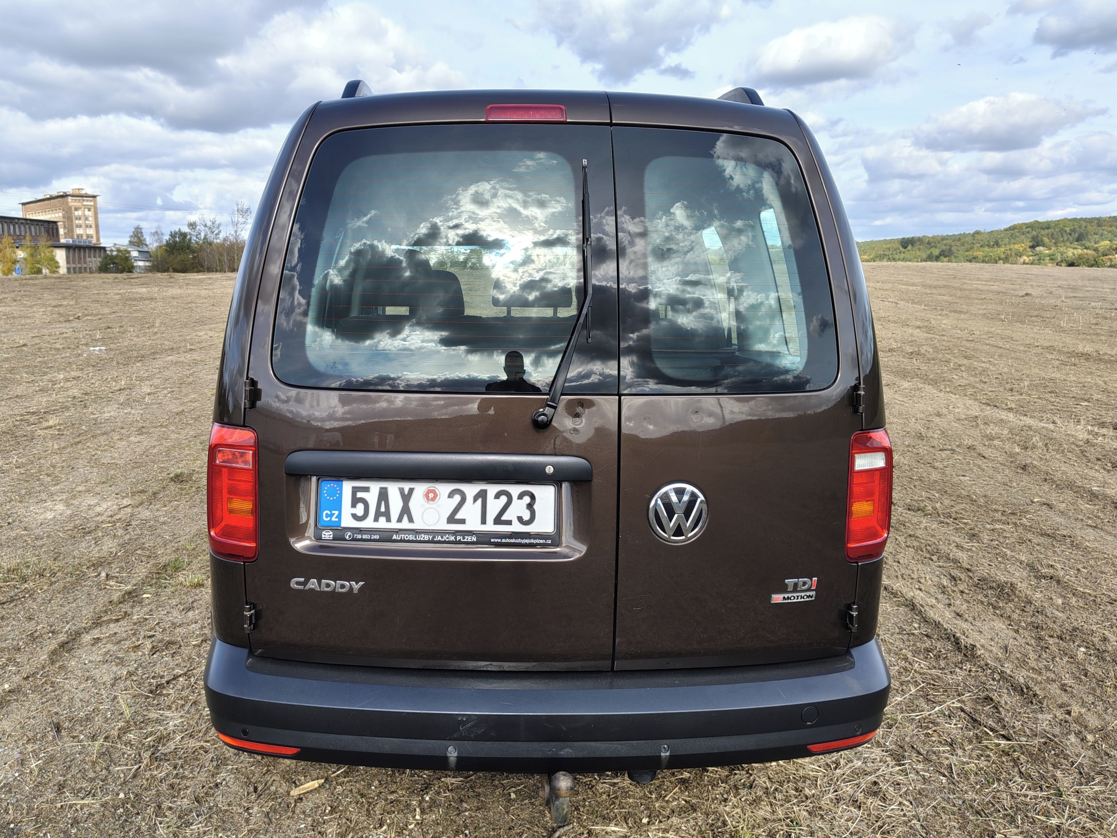 Volkswagen Caddy, 2.0TDI 90 kW 4x4 1.majitel - fotka 6