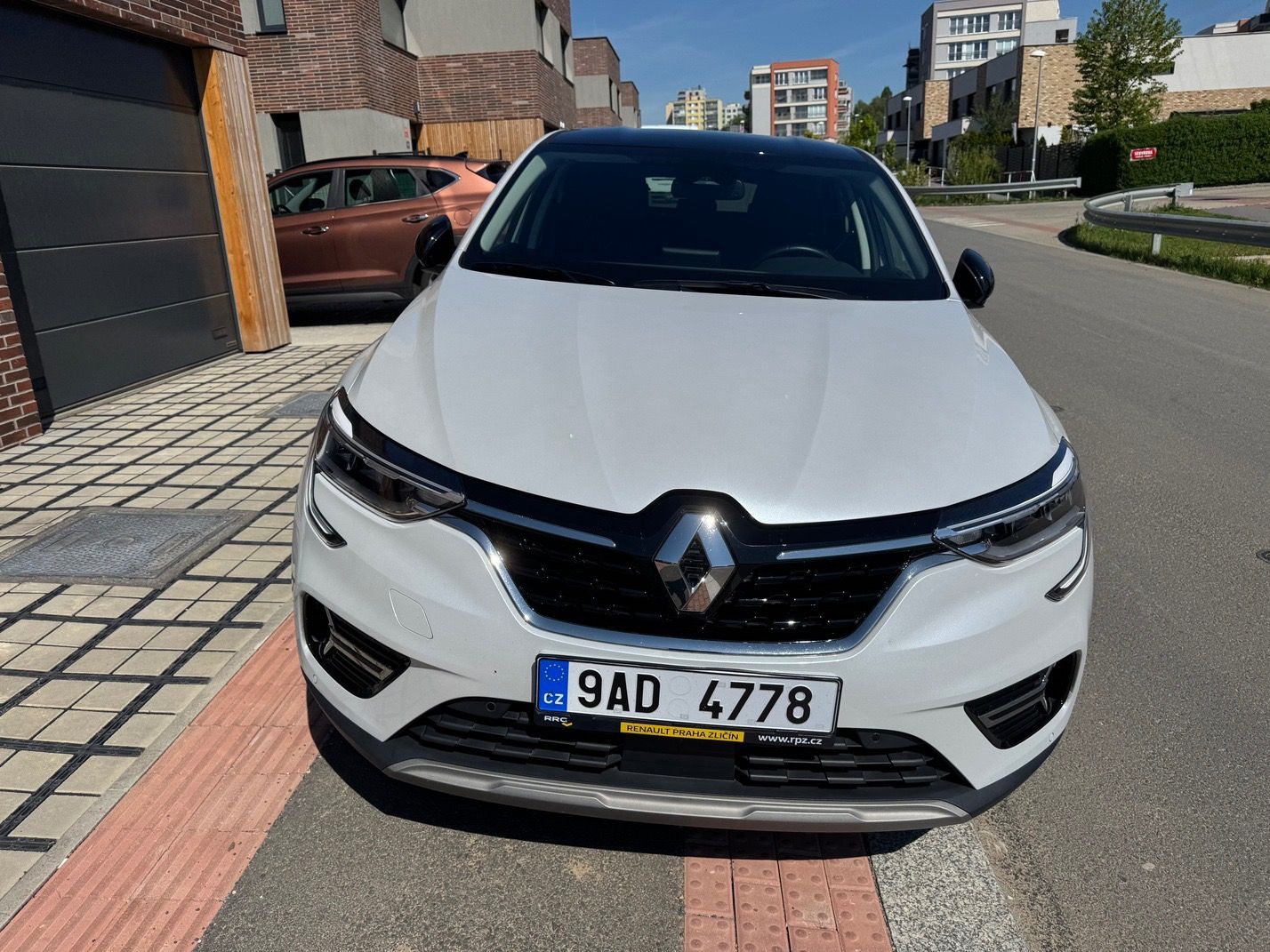 Renault Arkana, 1.6 E-TECH Hybrid - fotka 3