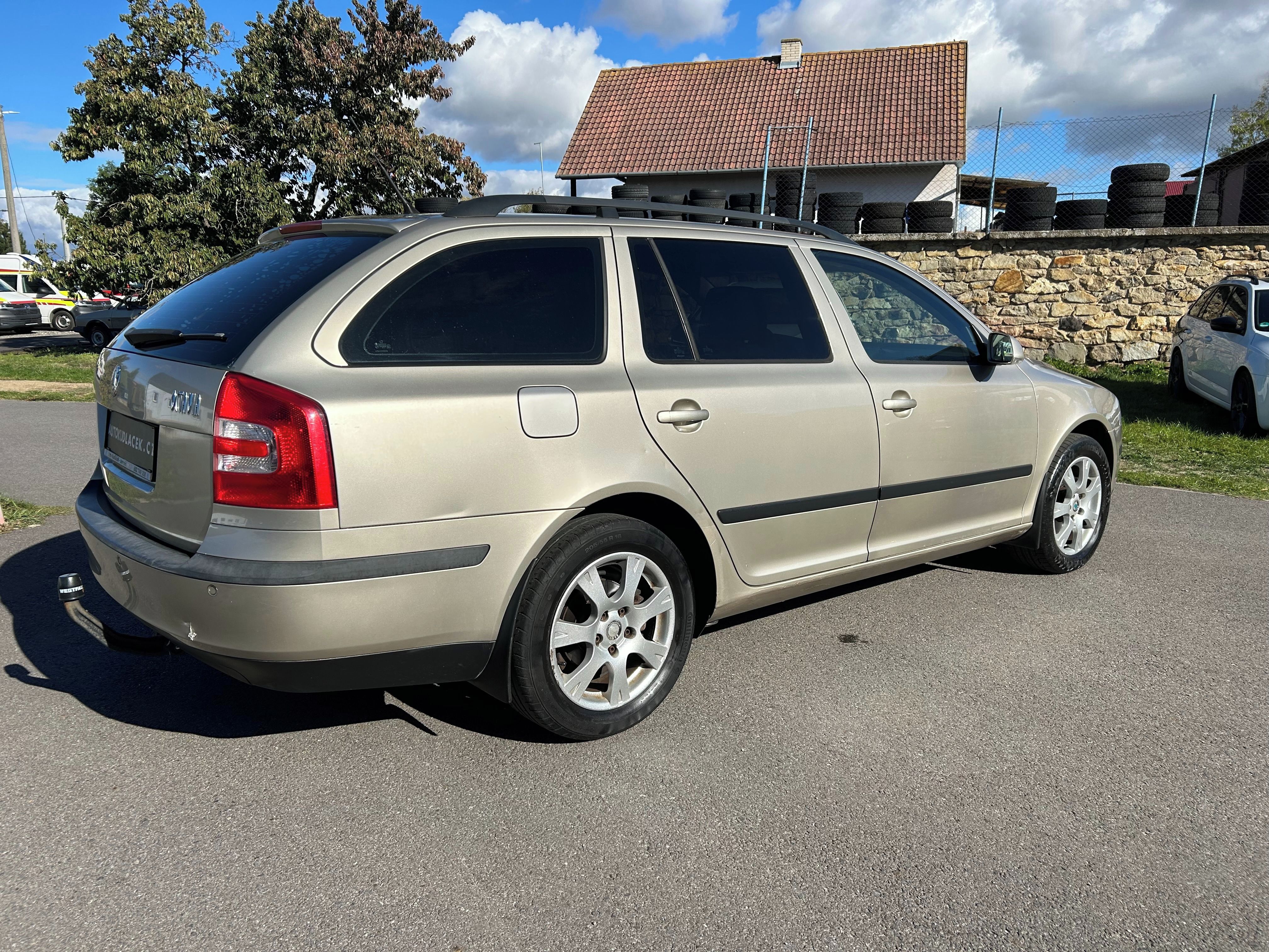 Škoda Octavia, 2 - 2.0 TDI - DSG - fotka 5