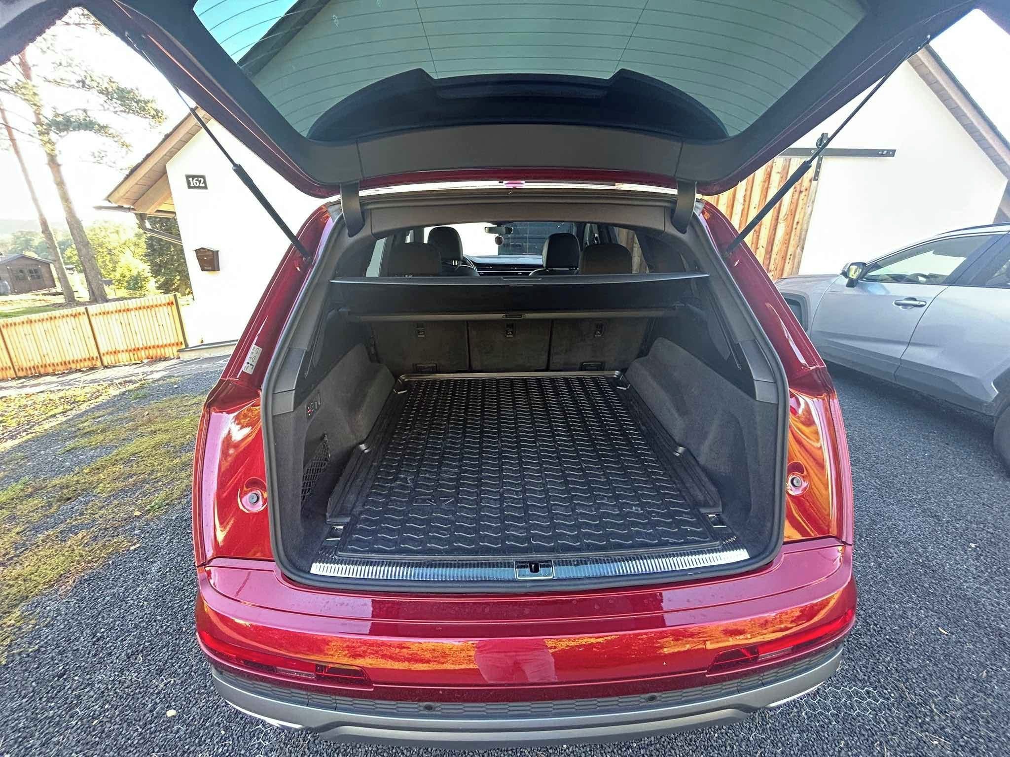 Audi SQ7, Špičkový stav, servisováno - fotka 5