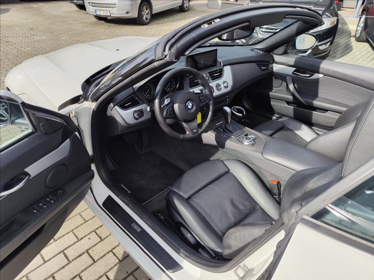BMW Z4, 2.5i 150KW AUT sDRIVE M-ALU19 - fotka 3