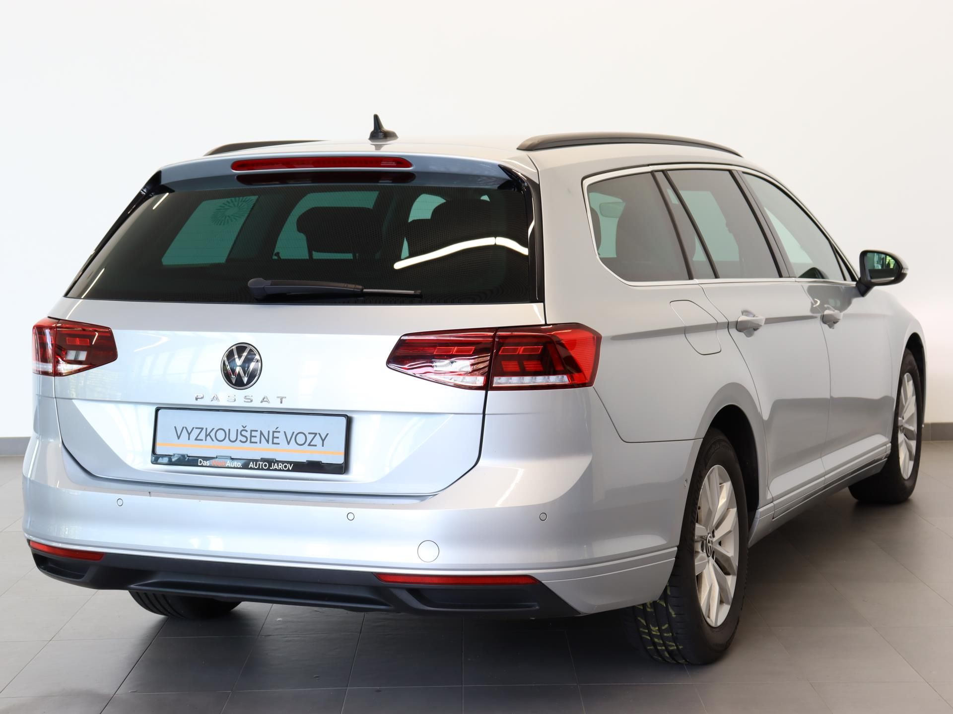 Volkswagen Passat, Variant Business 2,0 TDI 110kW - fotka 2