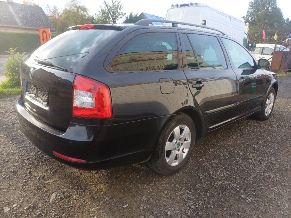 Škoda Octavia, 2,0 TDI  kombi - fotka 5