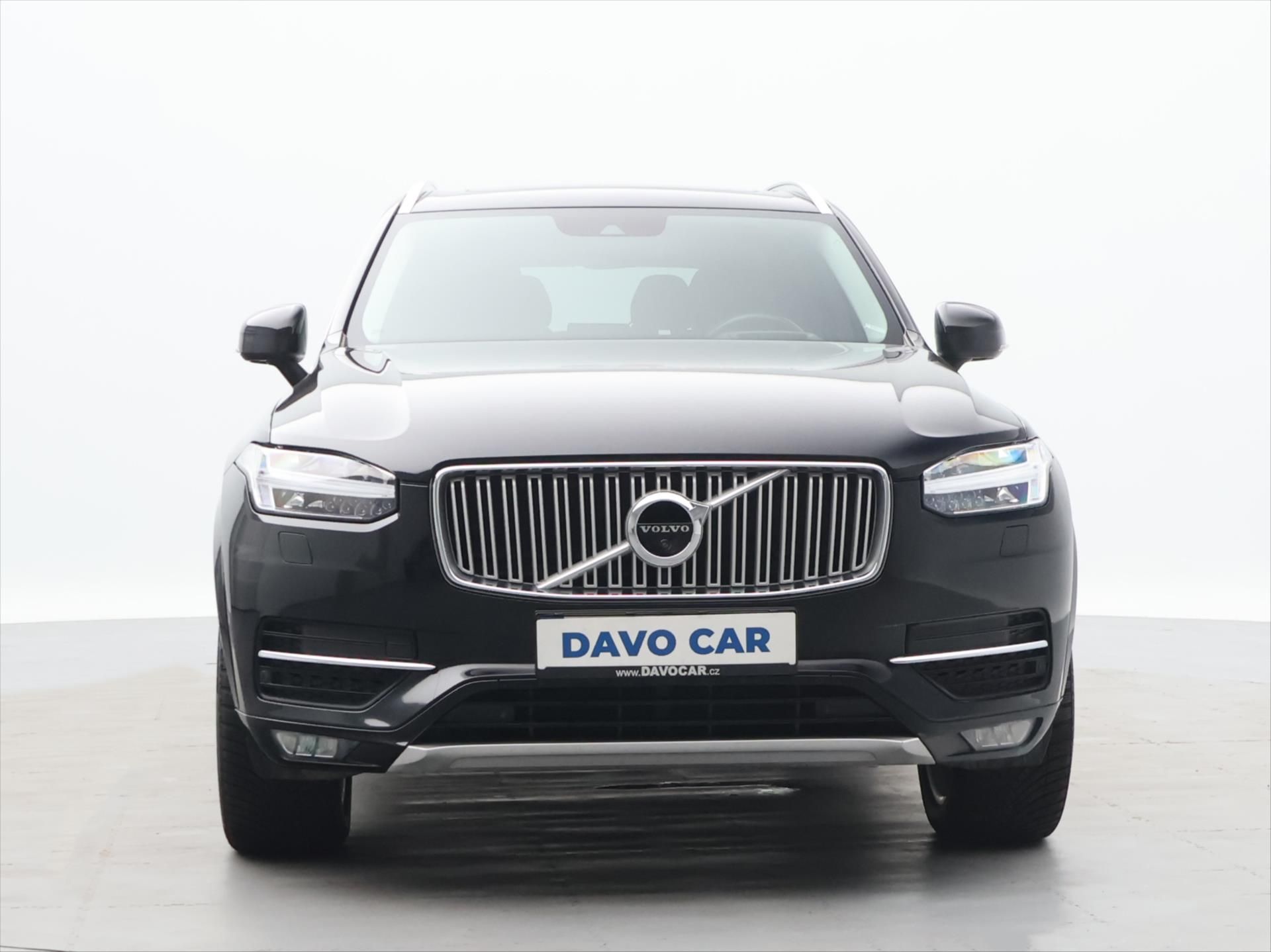 Volvo XC90, 2,0 D5 173kW Inscription 4x4 D - fotka 2