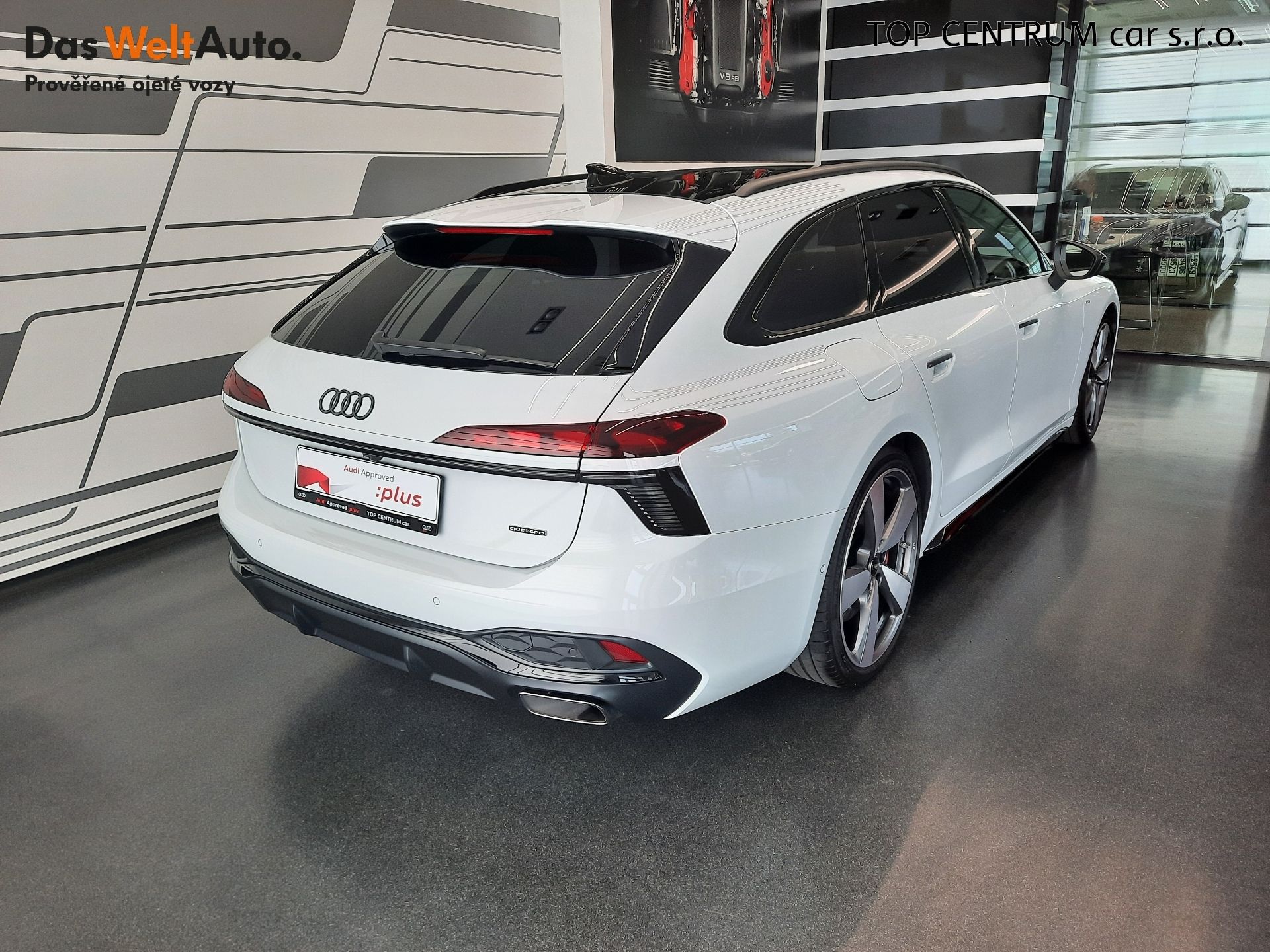 Audi A6 Avant, S-Line 3.0 TFSI quattro (270kW - fotka 2