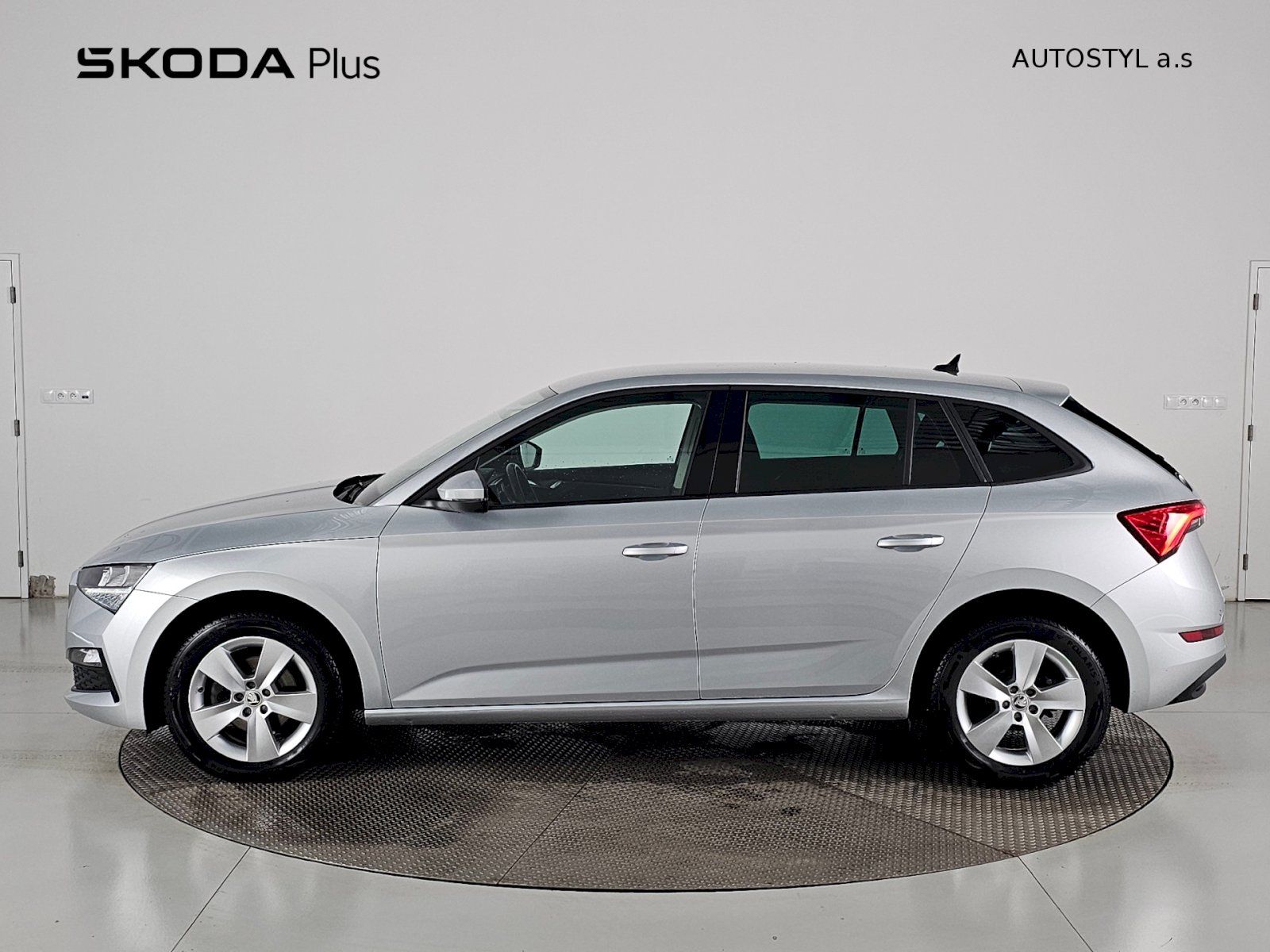 Škoda Scala, 1.0TSI 81kW Ambition - fotka 3