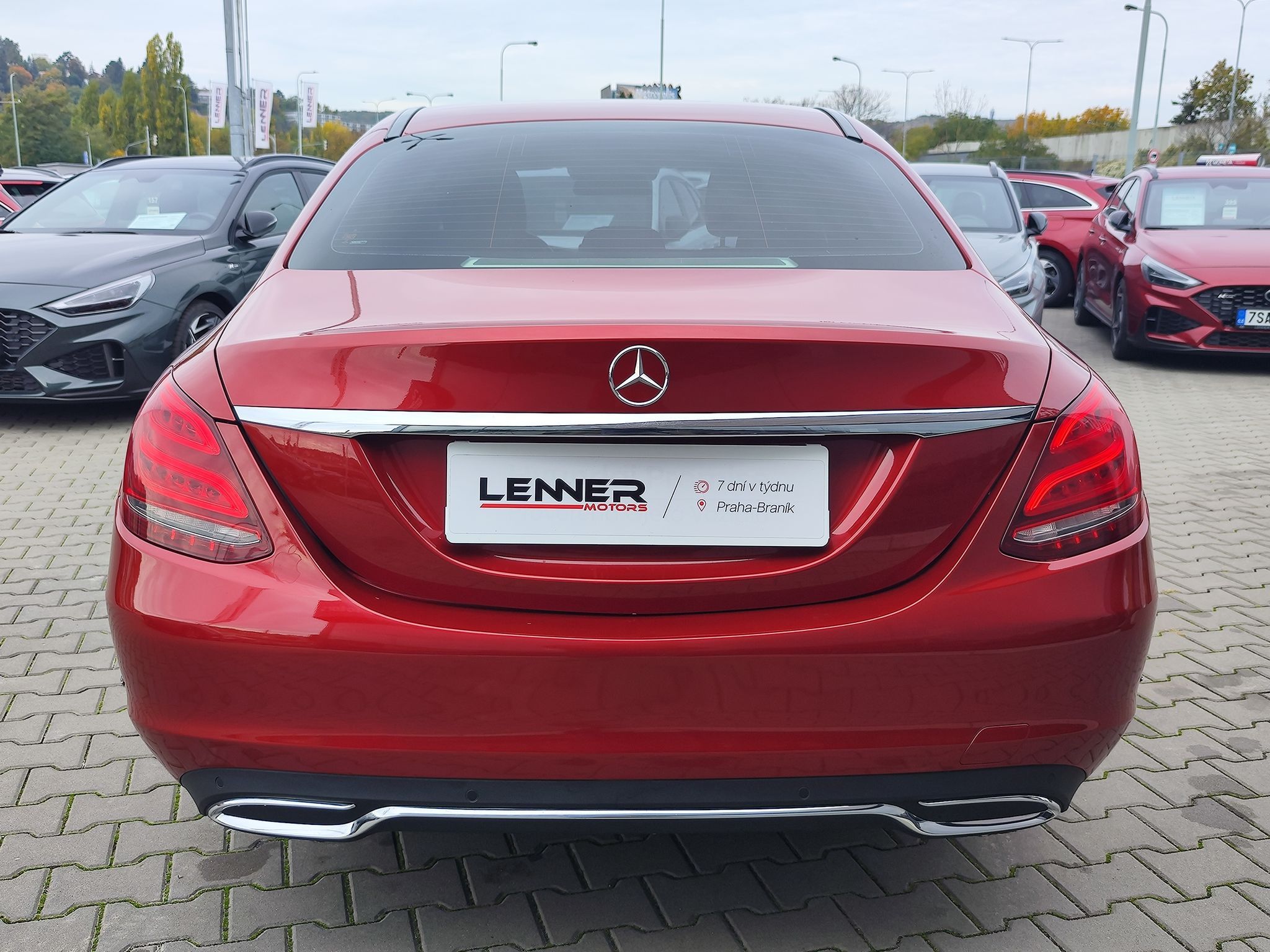 Mercedes-Benz Třídy C, 250d/150kW 4MATIC AT - fotka 6