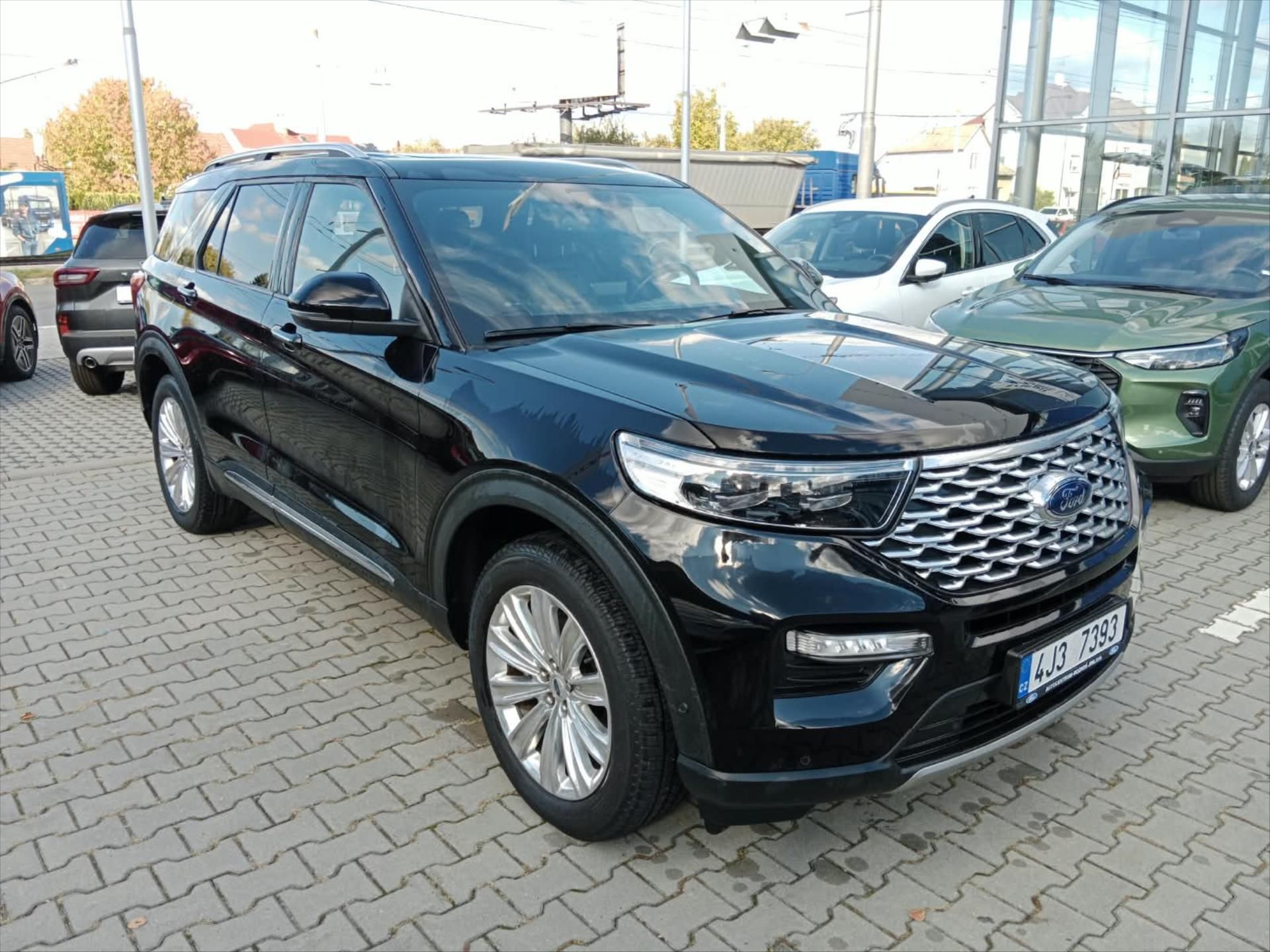 Ford Explorer, 3,0 V6 EcoBoost PHEV  PLATINUM - fotka 2
