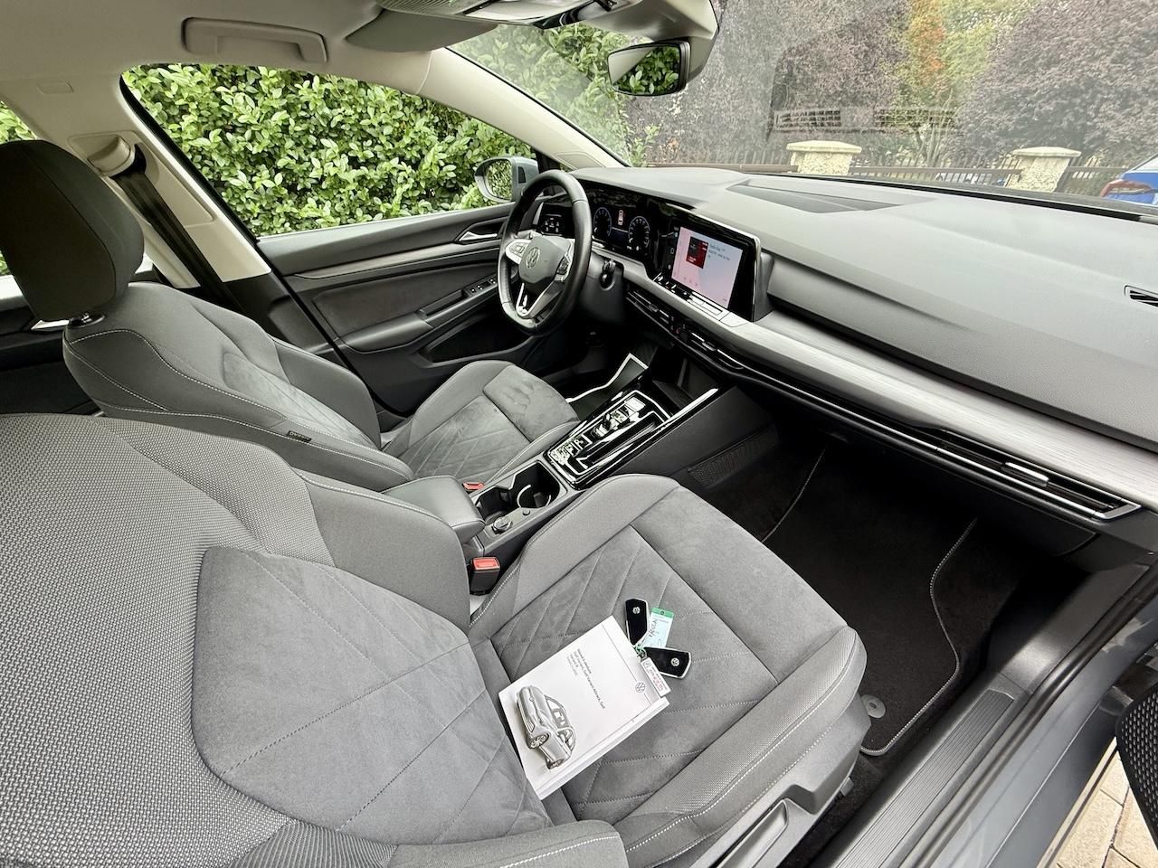 Volkswagen Golf, 1.5 eTSI 110 kW mHEV Style DSG - fotka 4