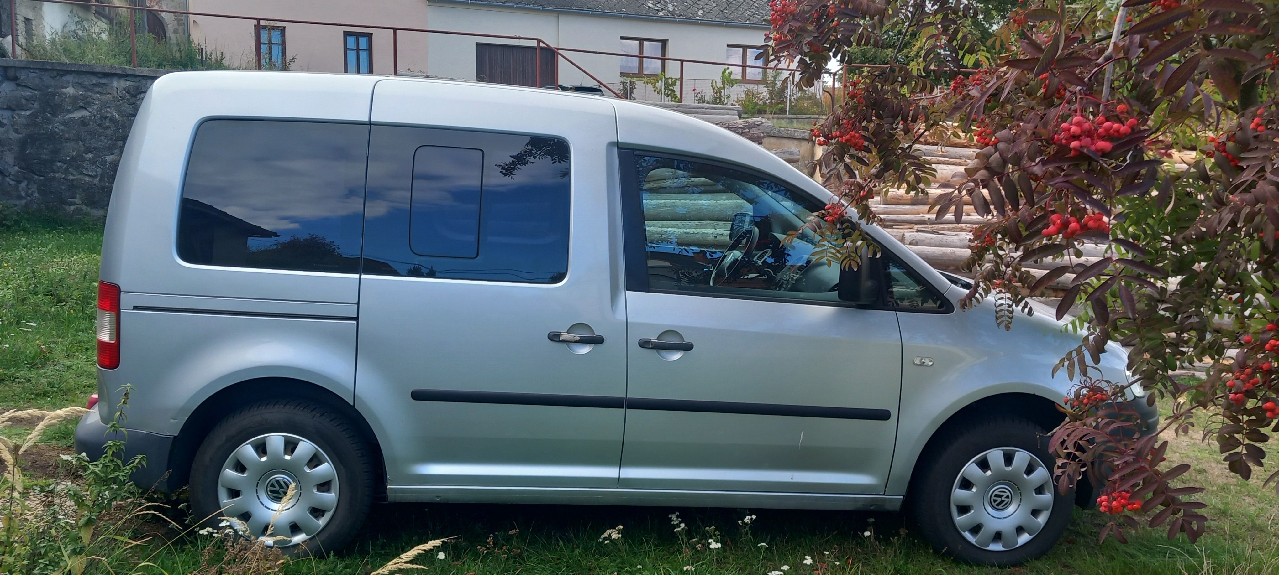 Volkswagen Caddy, Caddy 1.6 MPI 75kw - fotka 5