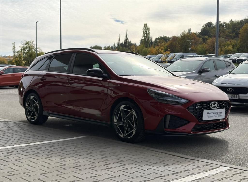 Hyundai i30, 1,6 T-GDI DCT  WG FL N Line - fotka 4