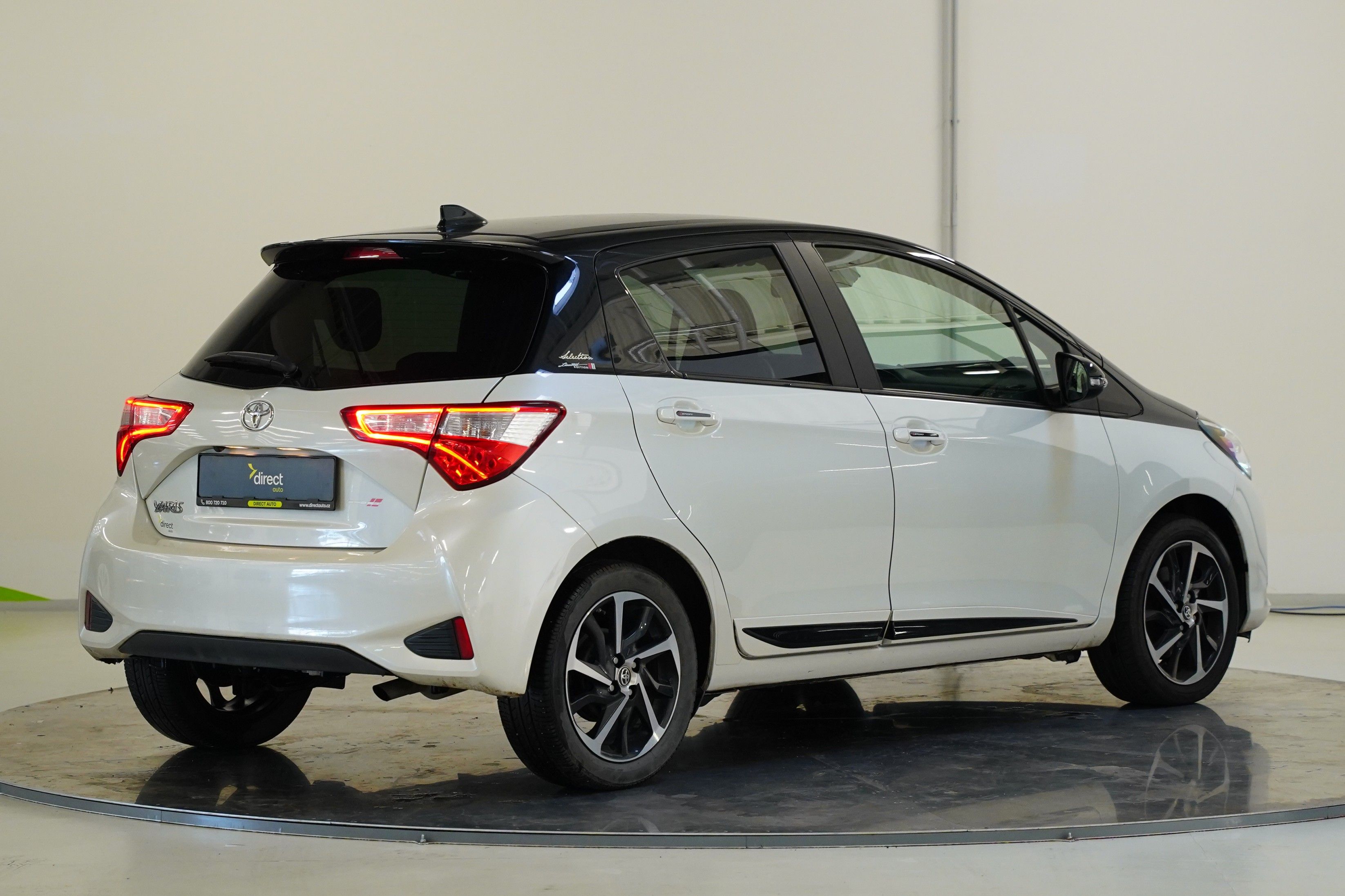Toyota Yaris, 1:5 VVT-i 82kW - fotka 2