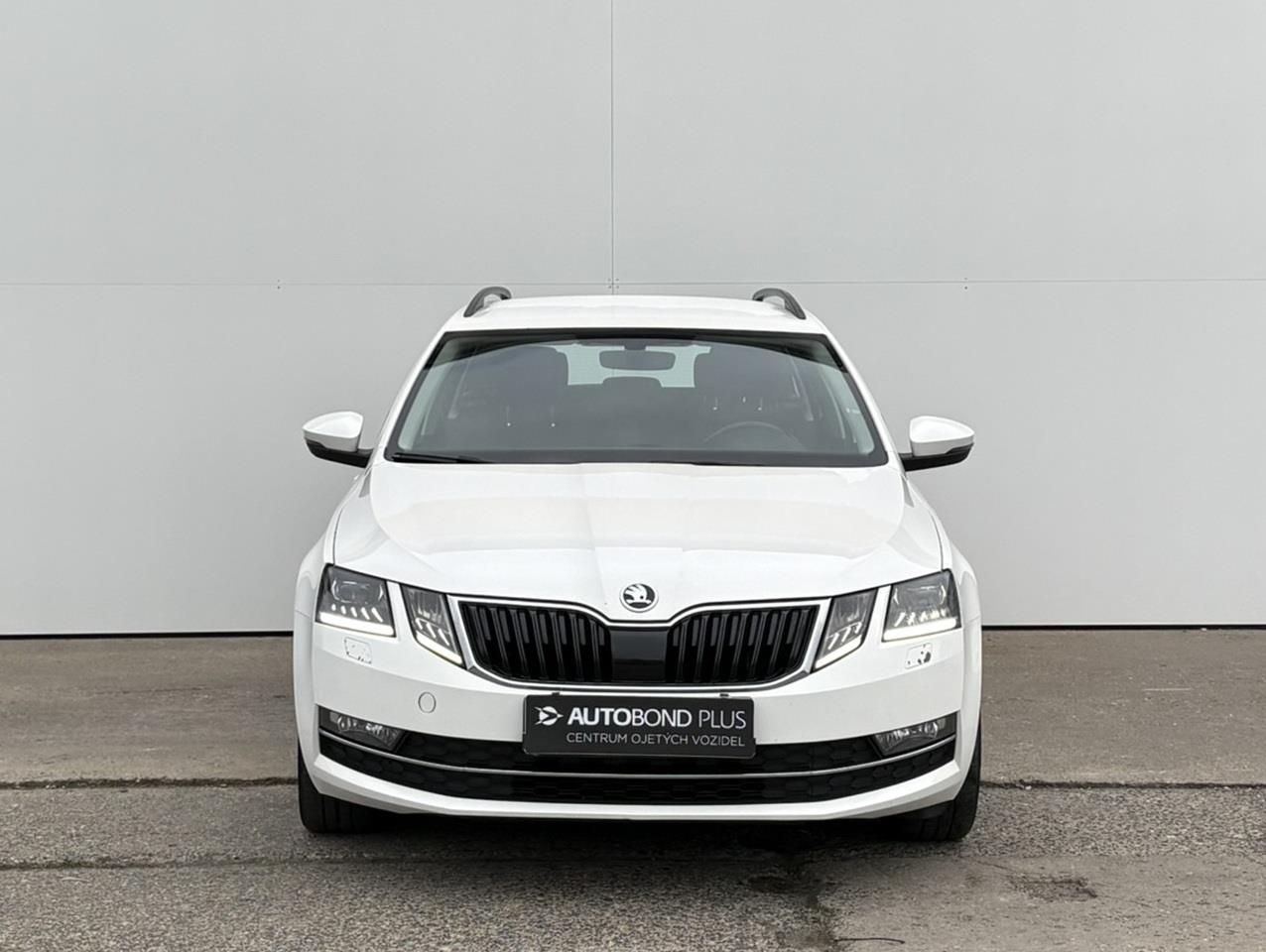 Škoda Octavia, 1.6 TDI / 85 kW Style - fotka 4