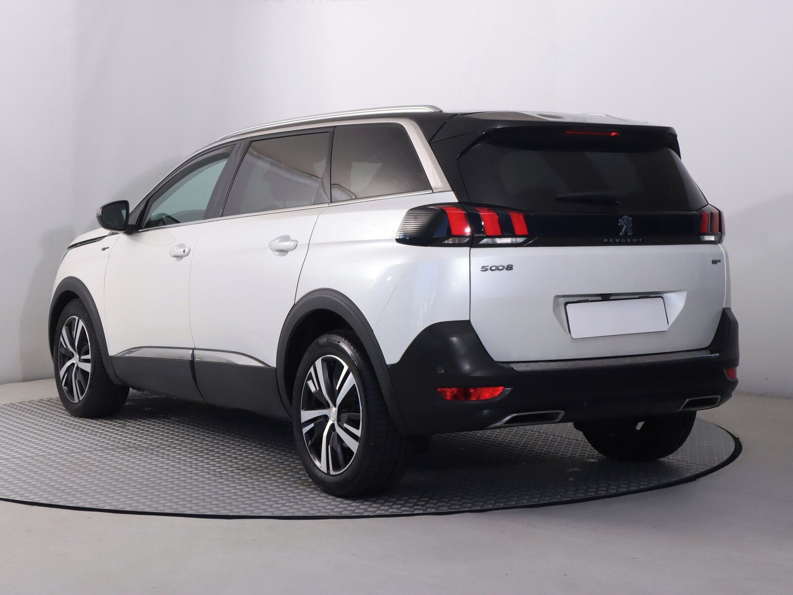 Peugeot 5008, 2.0 BlueHDi, Automat, 7 míst - fotka 4