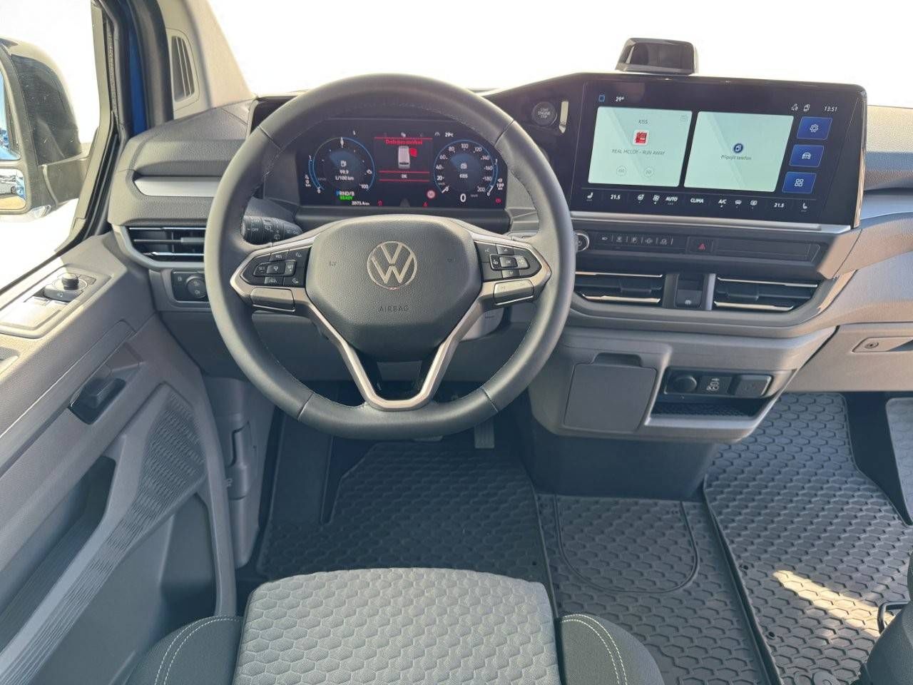 Volkswagen Caravelle, 17kWh Life DR 2,5TSI - fotka 6