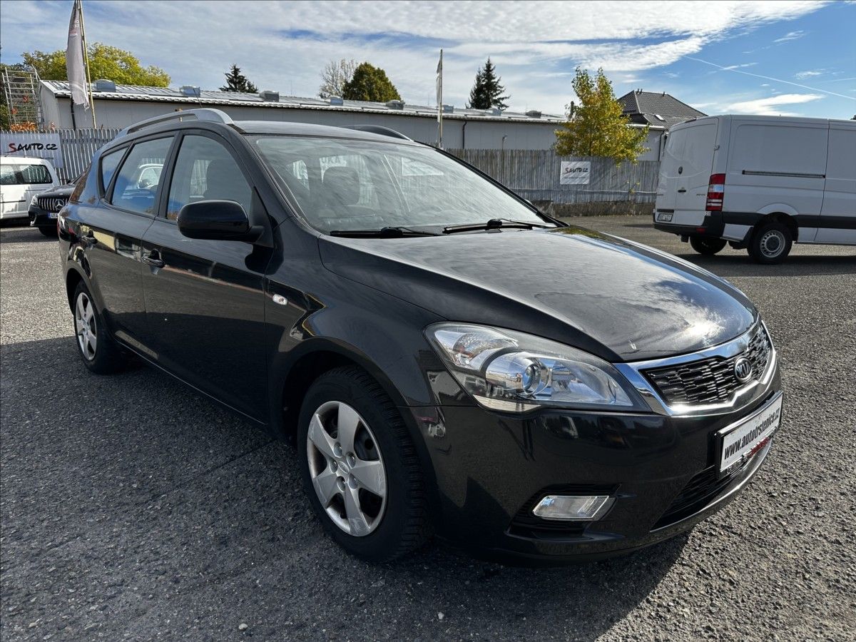 Kia Cee´d, 1,4 CVVT-KLIMA-ECO DINAMICS - fotka 6