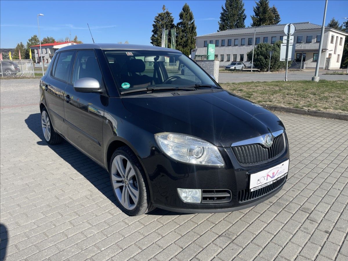 Škoda Fabia, 1,4 i 16V 63kw Sportline Klima - fotka 6