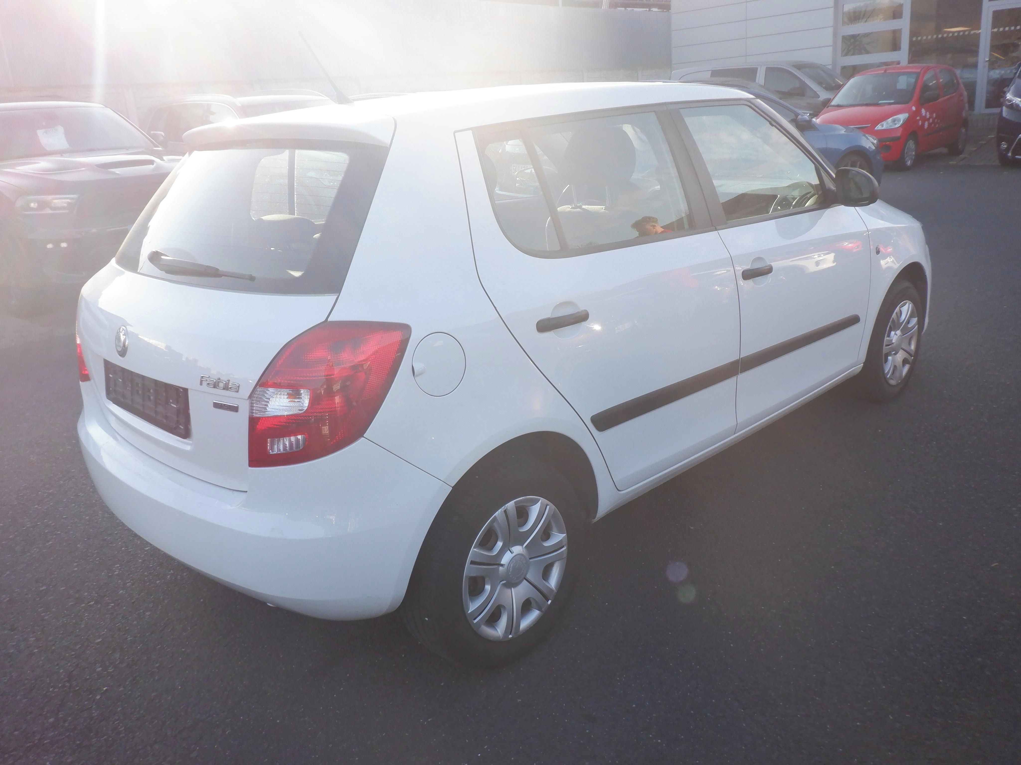 Škoda Fabia, 1.2 TSI 63kW Active - fotka 5