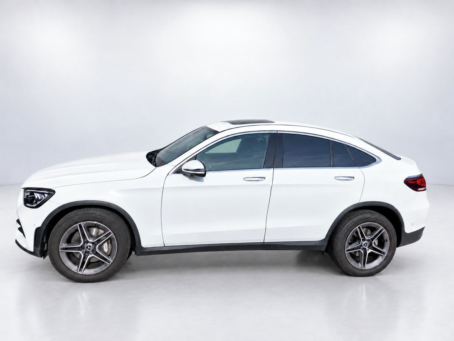 Mercedes-Benz GLC, Mercedes-Benz GLC 200 4MATIC - fotka 6