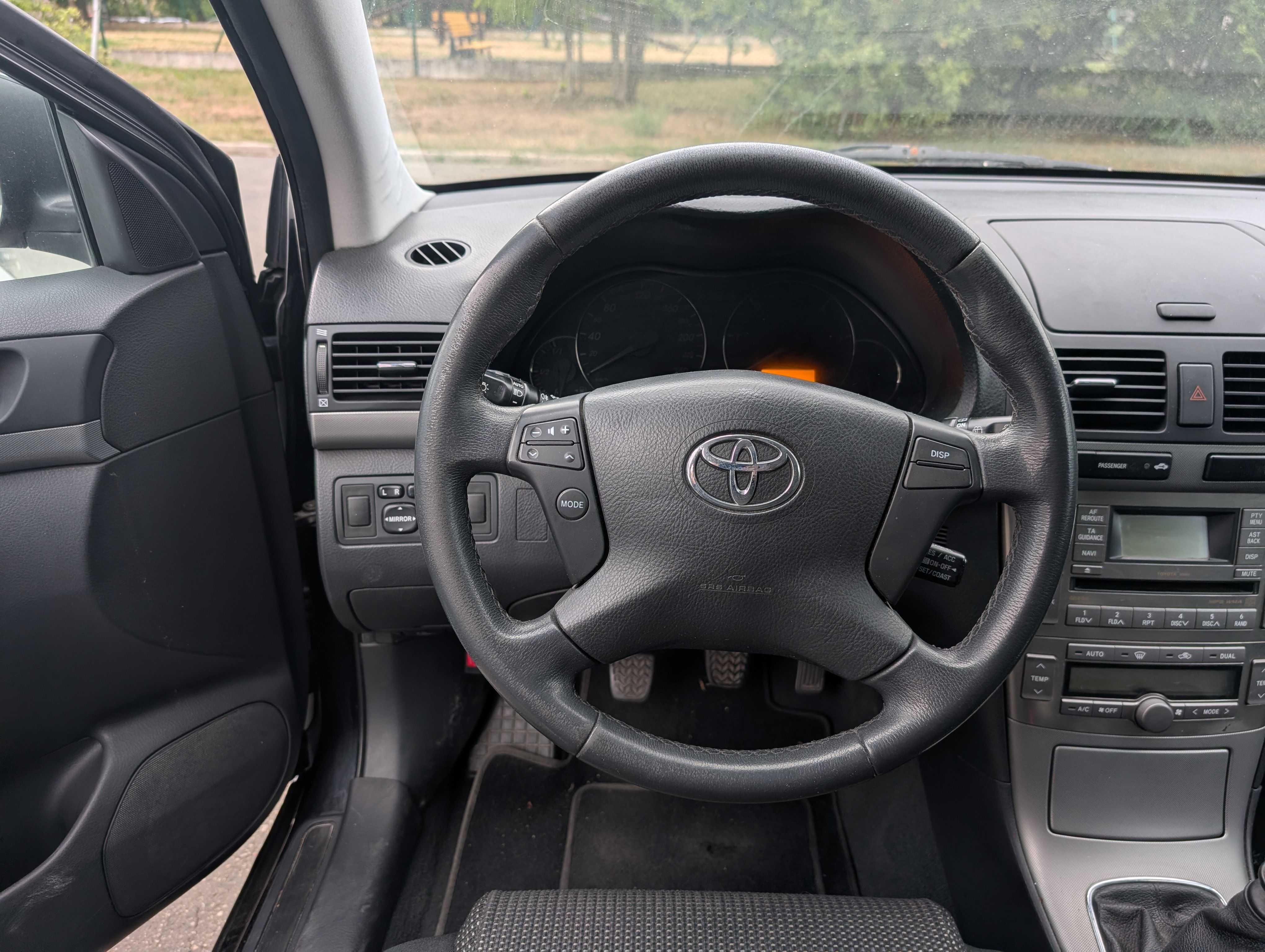 Toyota Avensis, D4D, na díly - pojízdné, STK - fotka 5