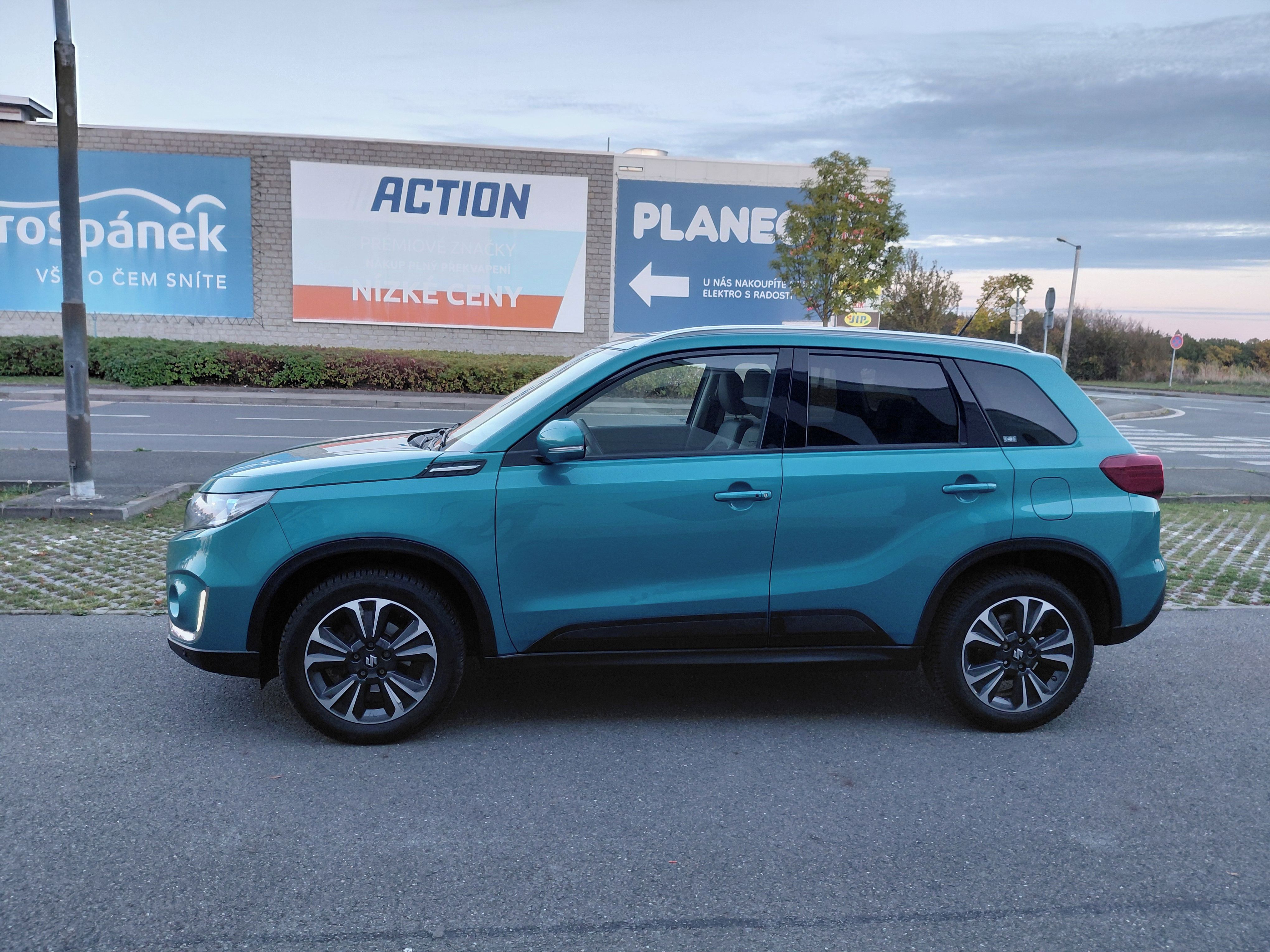 Suzuki Vitara, 1.4 103KW4x4 1.MAJ EXTRA PĚKNÉ - fotka 4