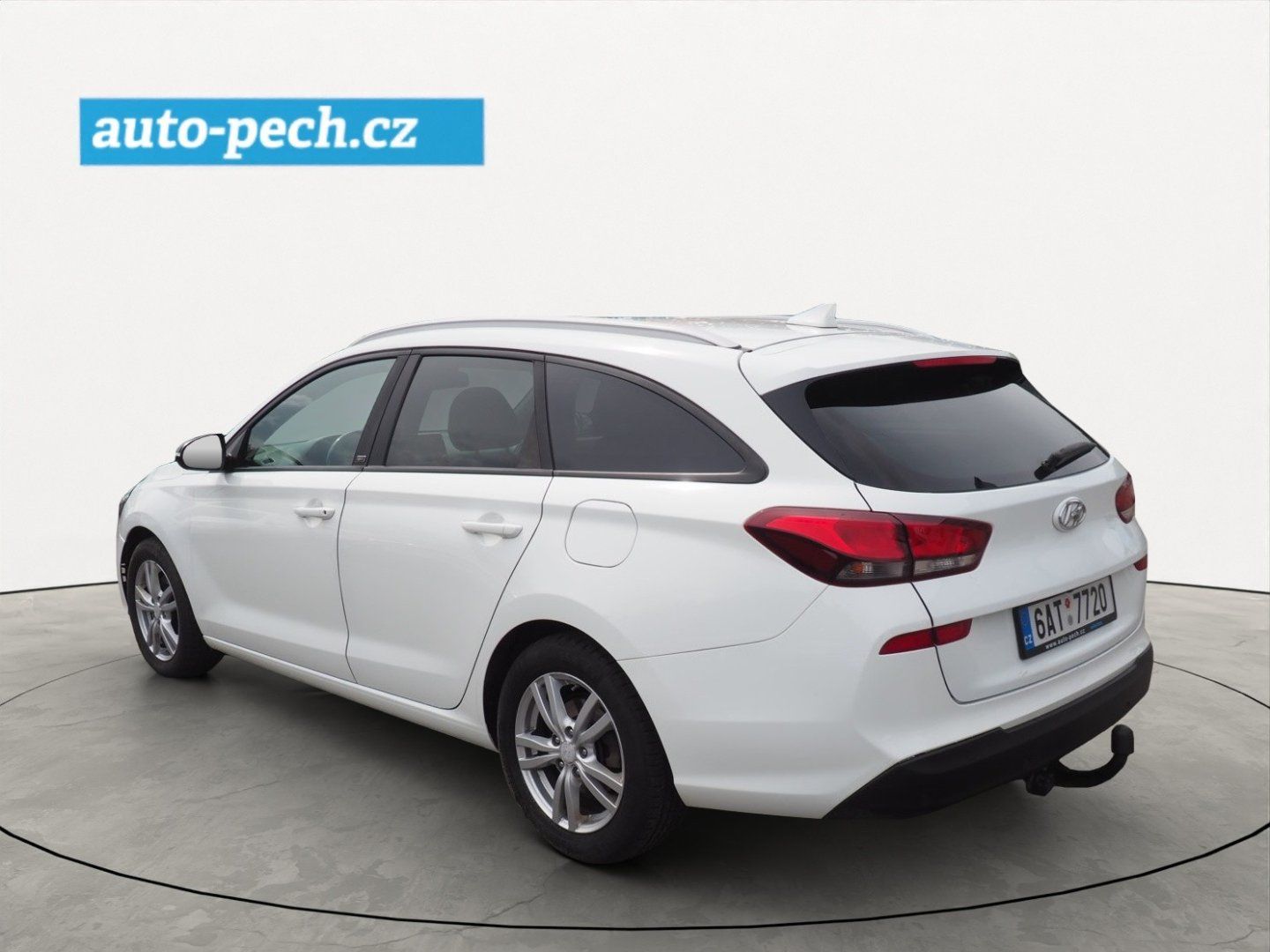 Hyundai i30, 1.4-GDI, 103 kW, CZ, Navi - fotka 2