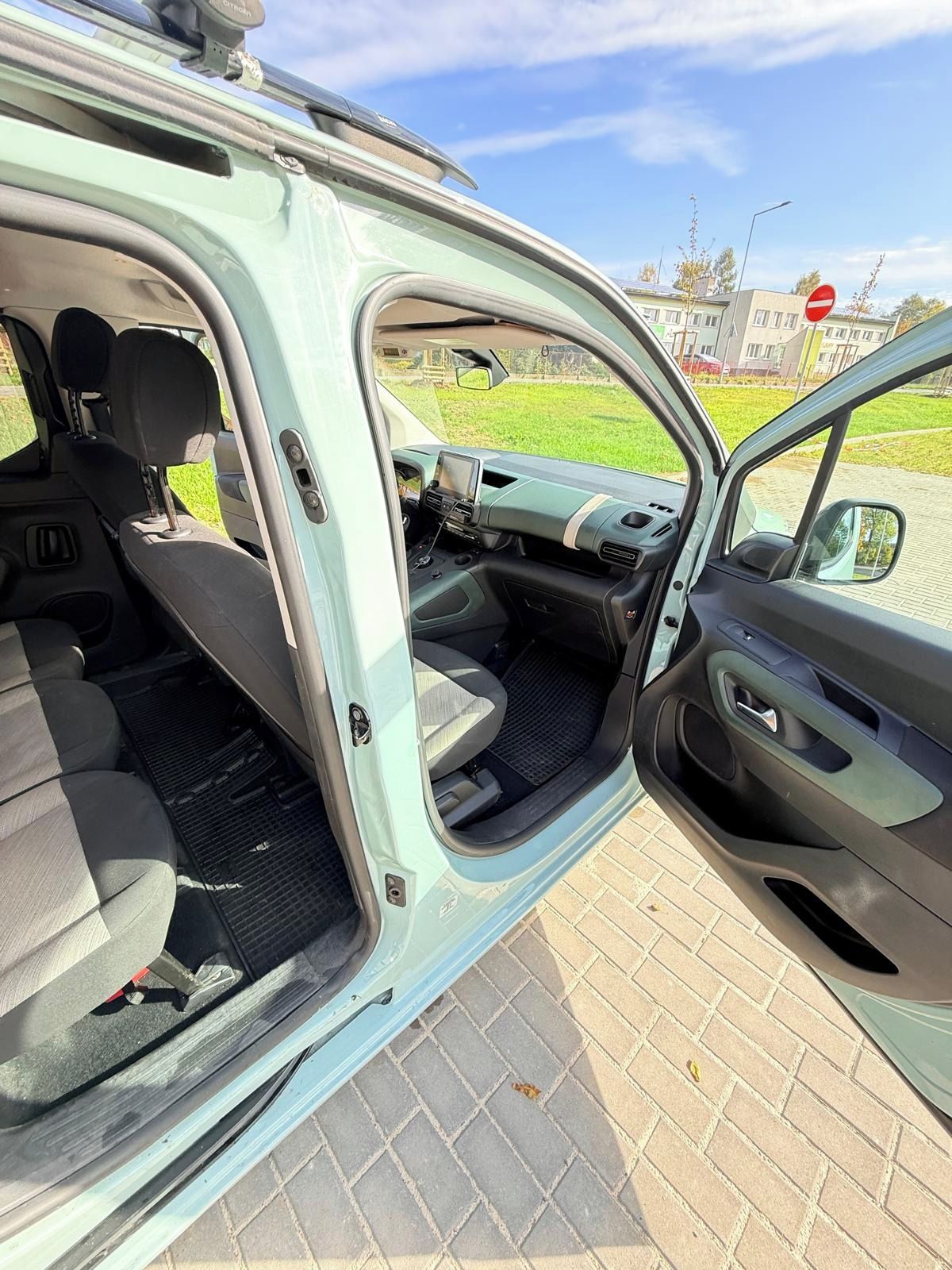 Citroën Berlingo, Citroen Berlingo XL - EAT8 - fotka 4