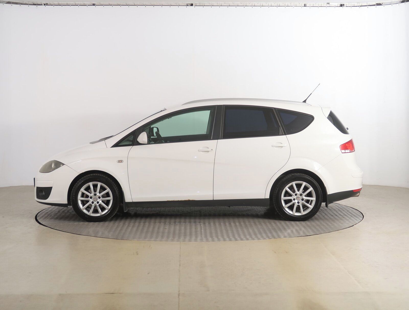 Seat Altea, 1.6 TDI, Automat, Serv.kniha - fotka 3