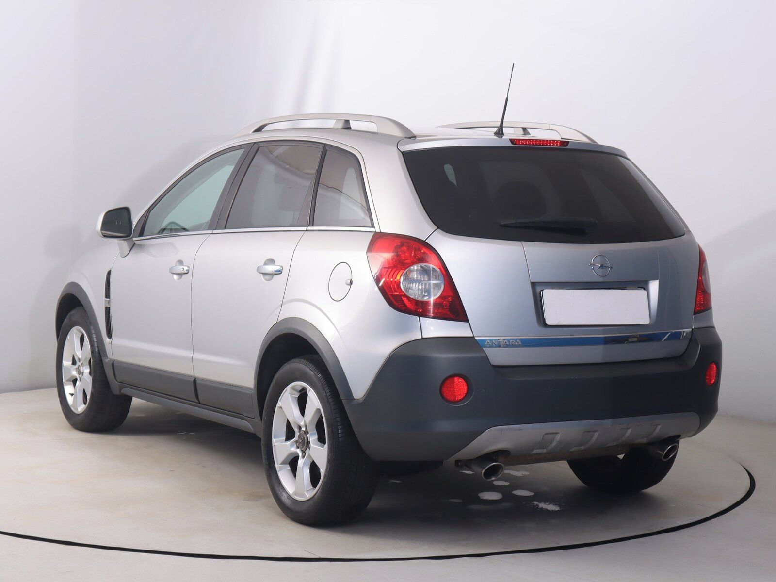 Opel Antara, 3.2 V6, 4X4, Automat - fotka 4