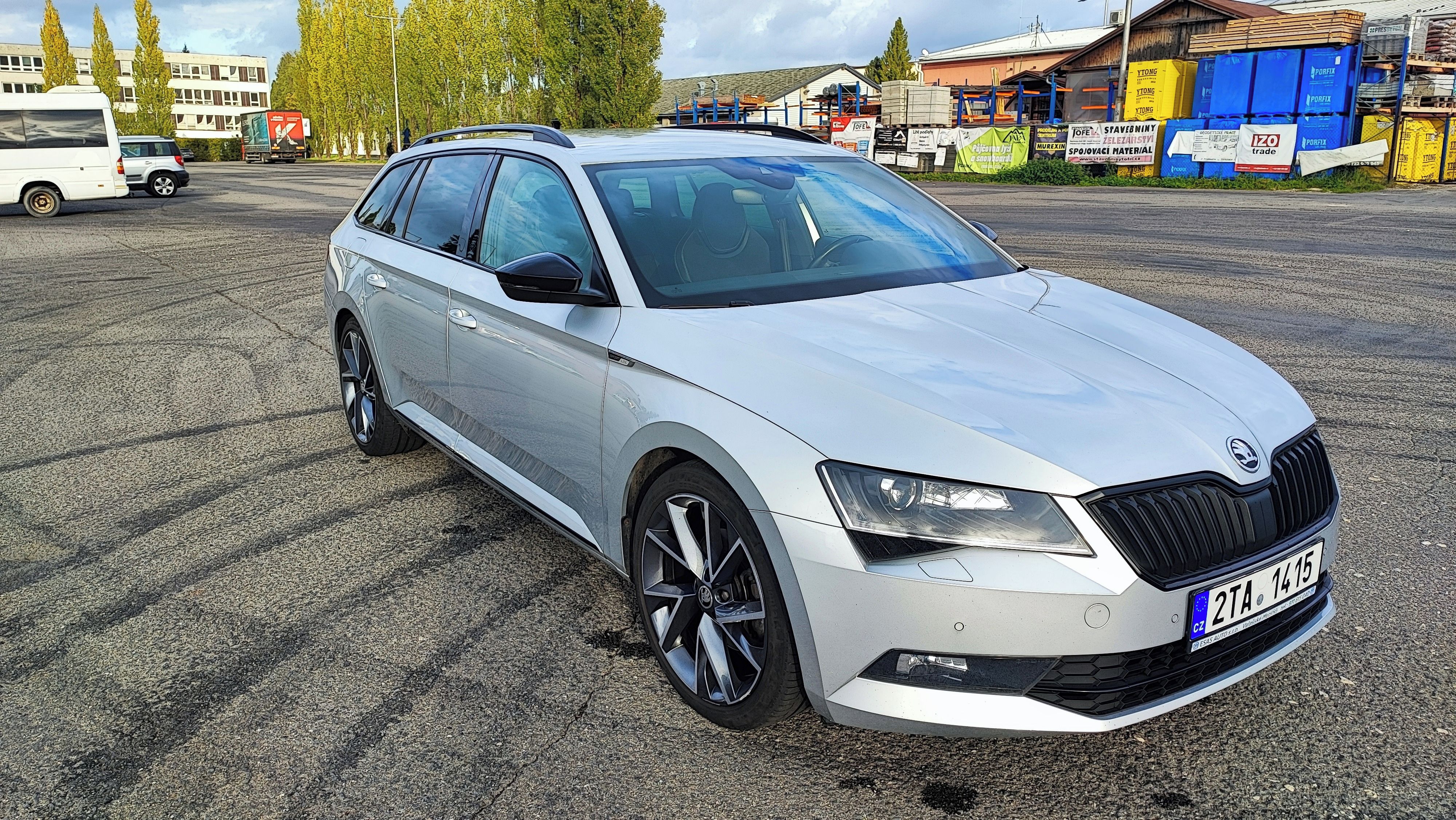 Škoda Superb, Škoda Superb III Combi 2.0 TDI - fotka 3