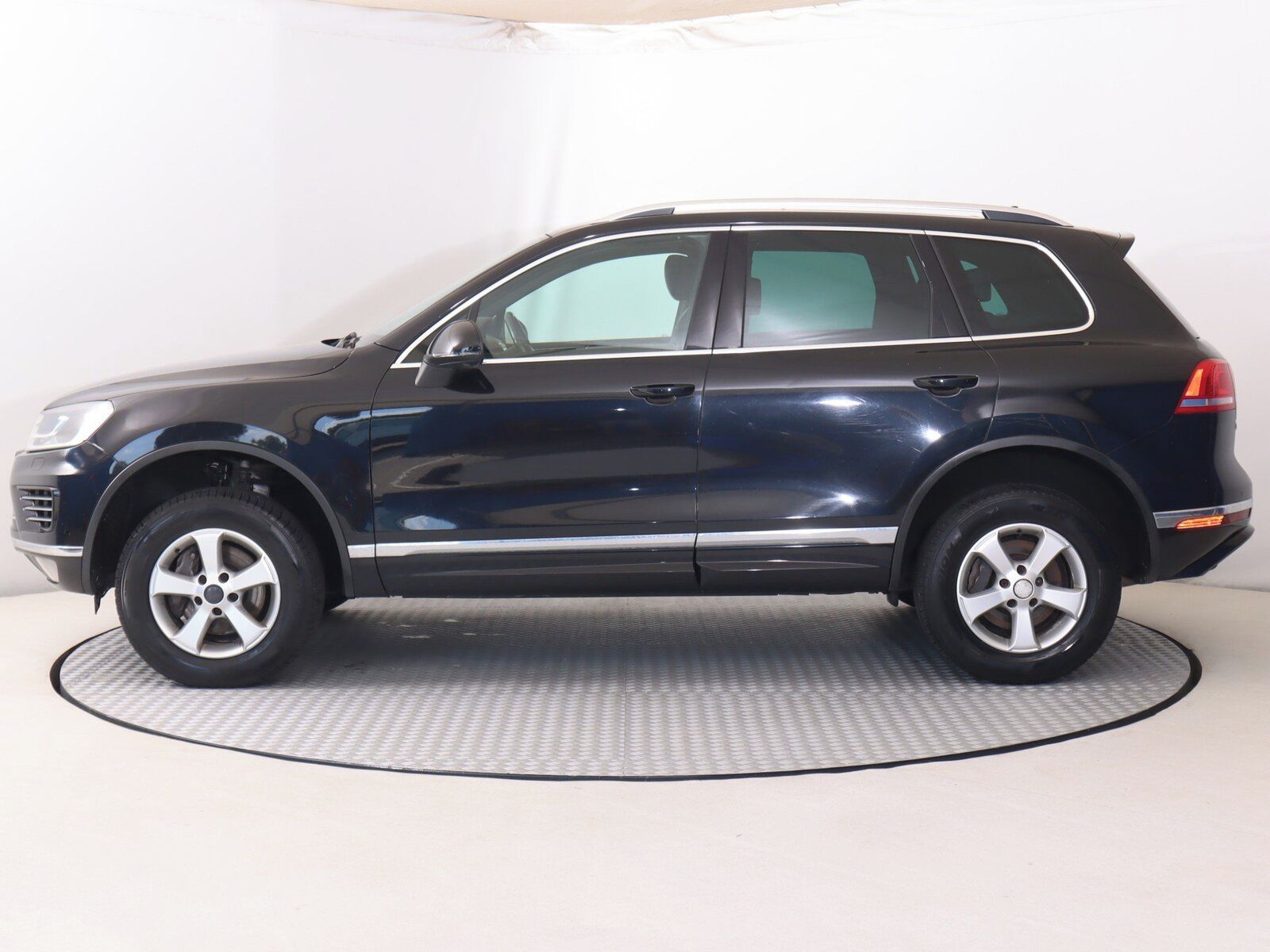 Volkswagen Touareg, 3.0 TDI, 4X4, Automat - fotka 3