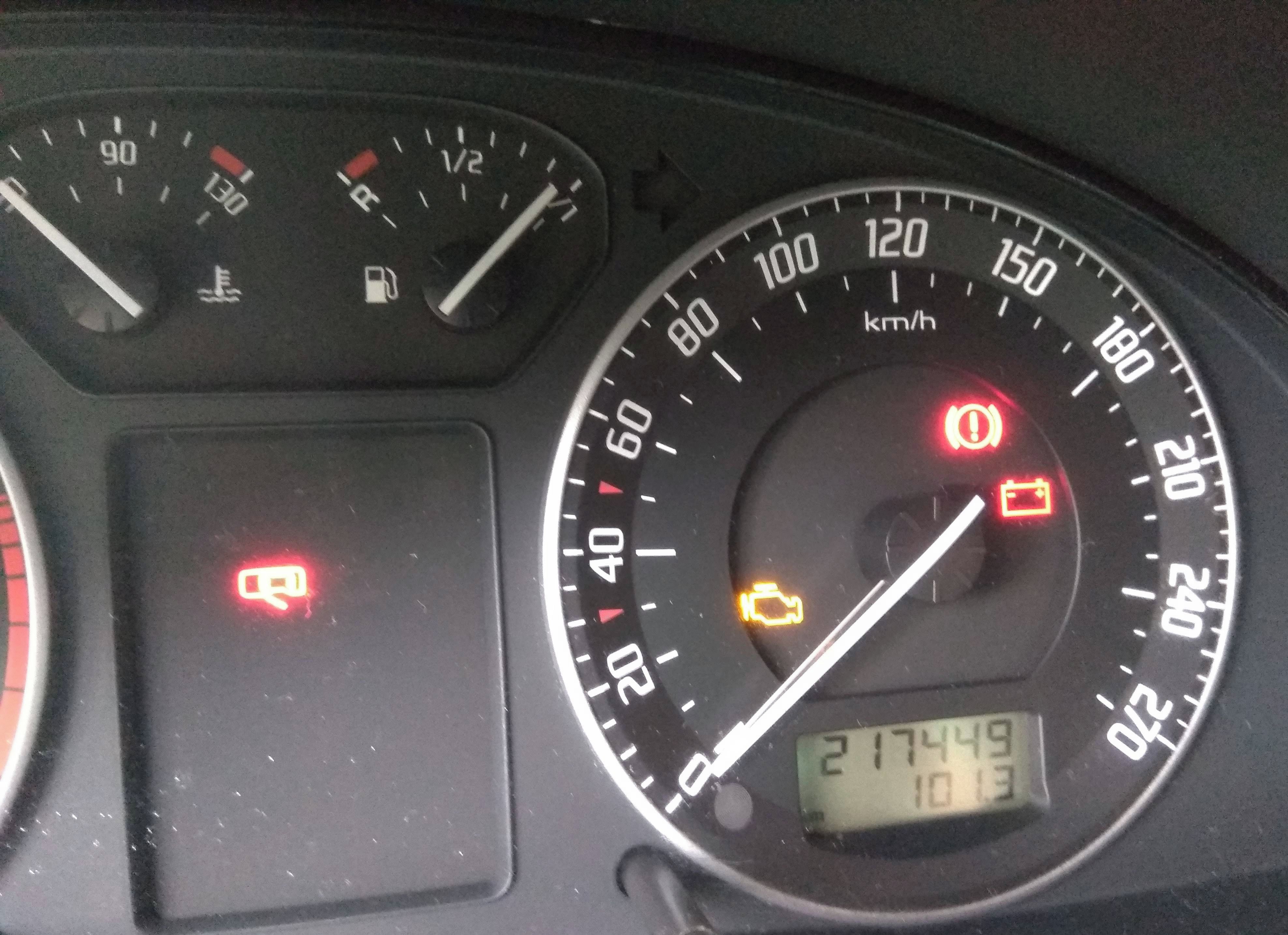Škoda Superb, Škoda Superb I 2.0 TDI 103kW - fotka 2