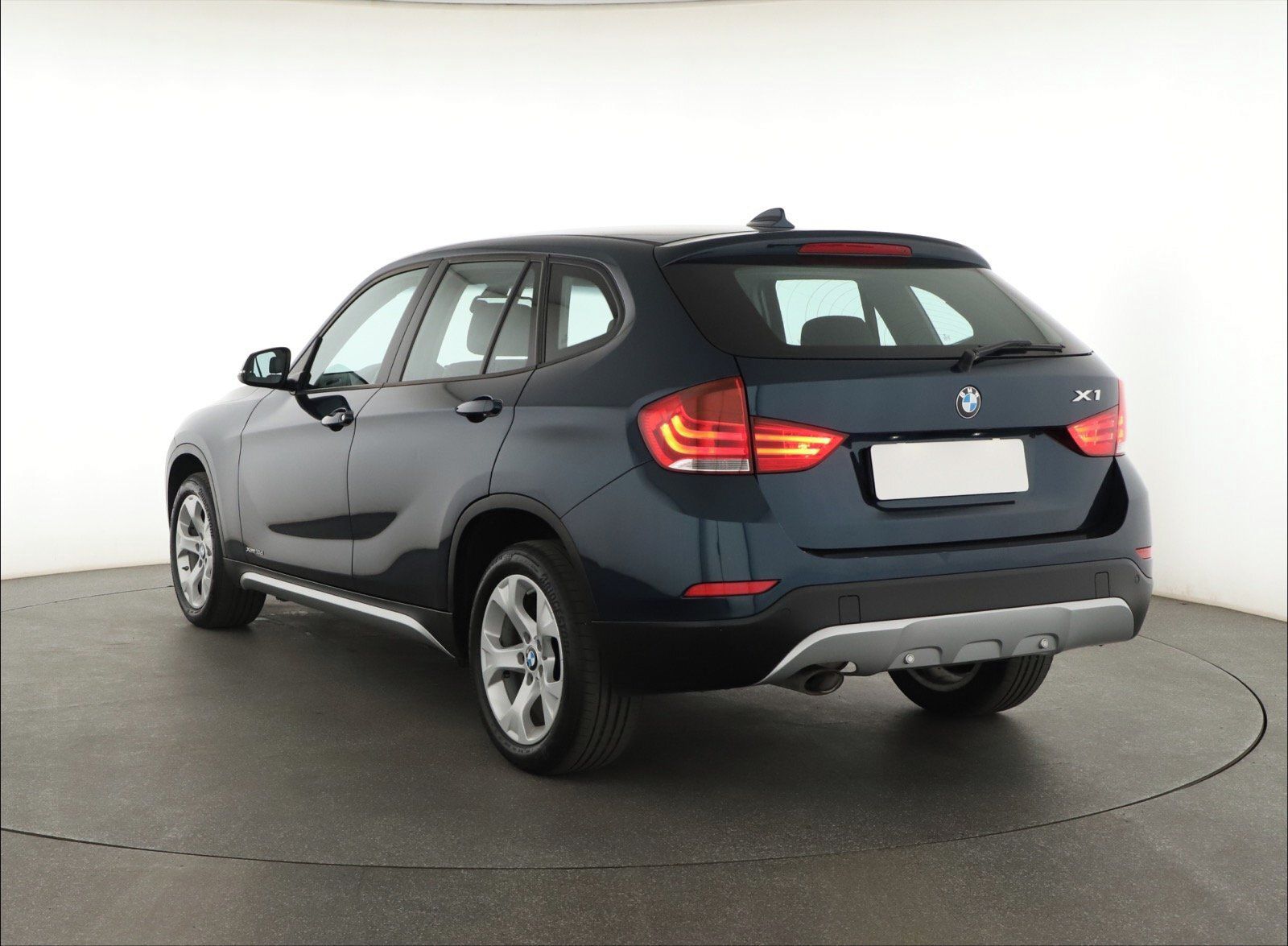 BMW X1, xDrive18d, 4X4, Automat - fotka 4