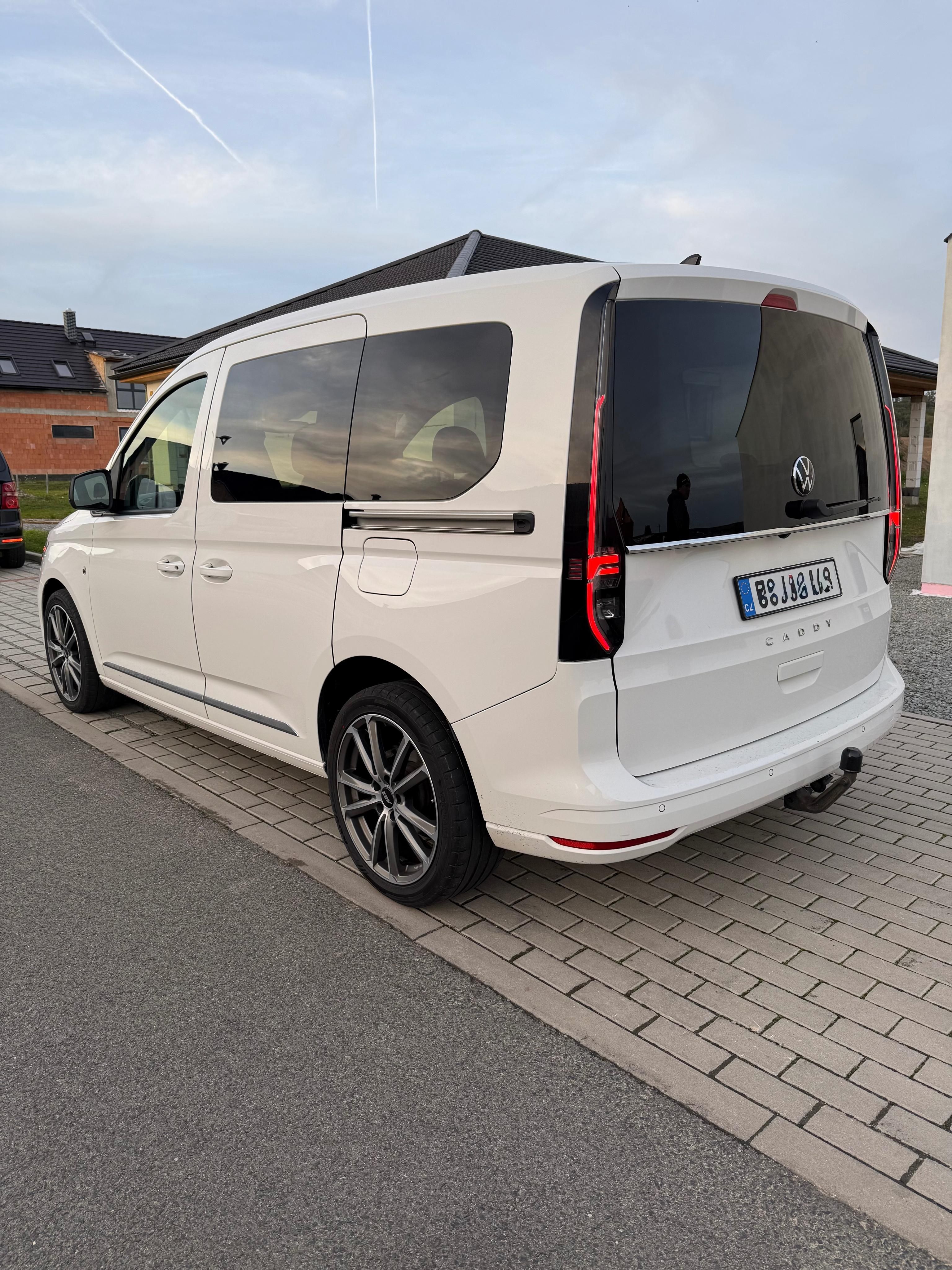 Volkswagen Caddy, Volkswagen Caddy 2.0TDI STYLE - fotka 3